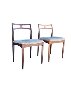 Mid Century Model 94 chairs designed by Johannes Andersen