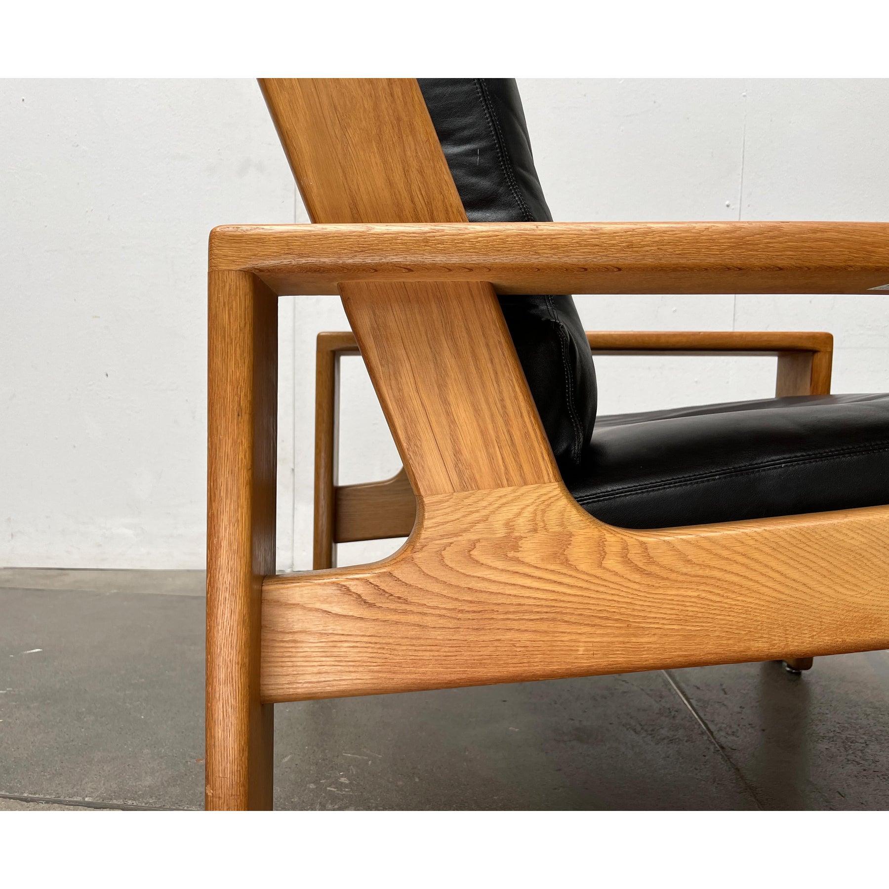 Mid-Century Model Bonanza Highback Leather Lounge Armchair by Esko Pajamies, 60s For Sale 4