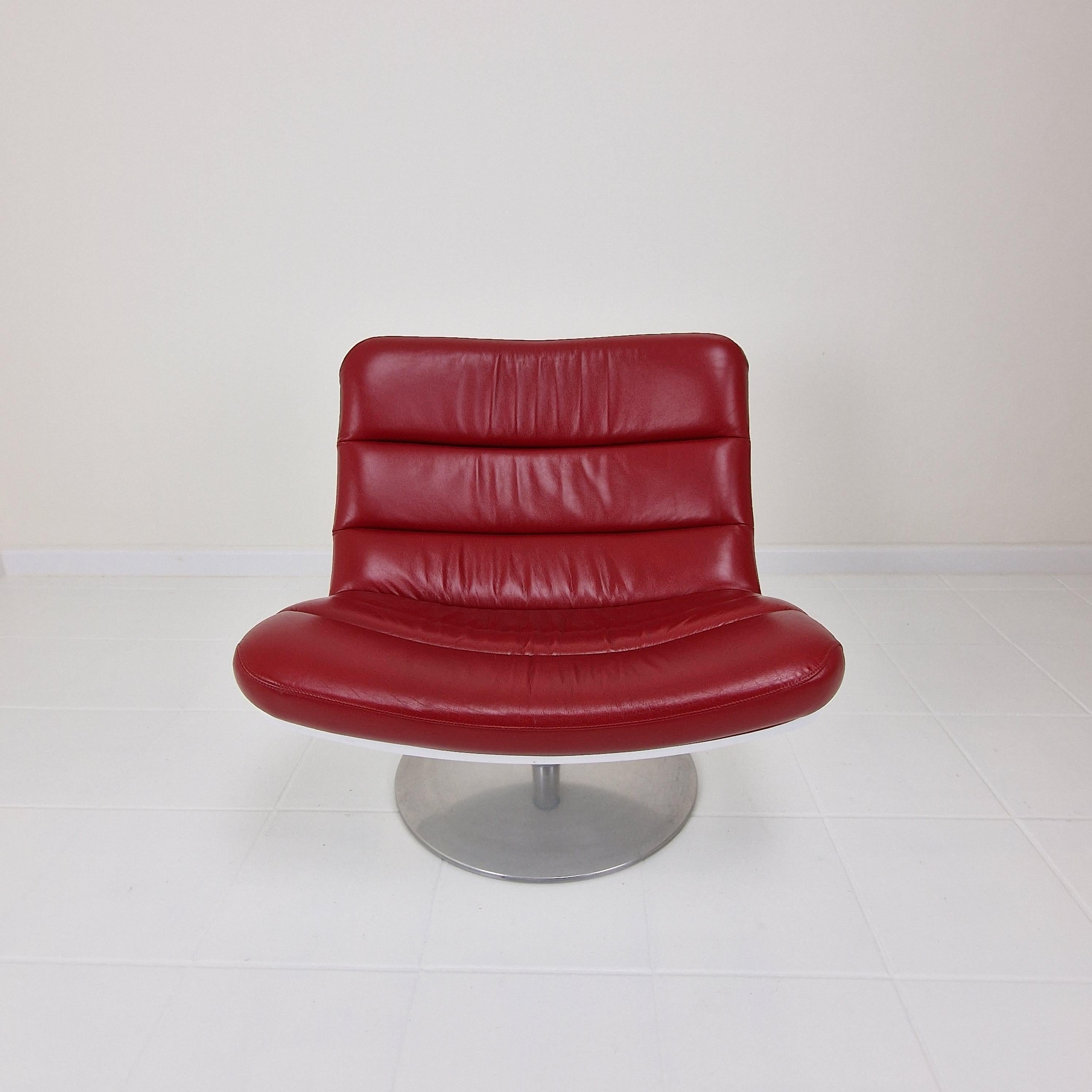 Mid Century Model F978 Lounge Chair by Geoffrey Harcourt for Artifort In Good Condition For Sale In Oud Beijerland, NL