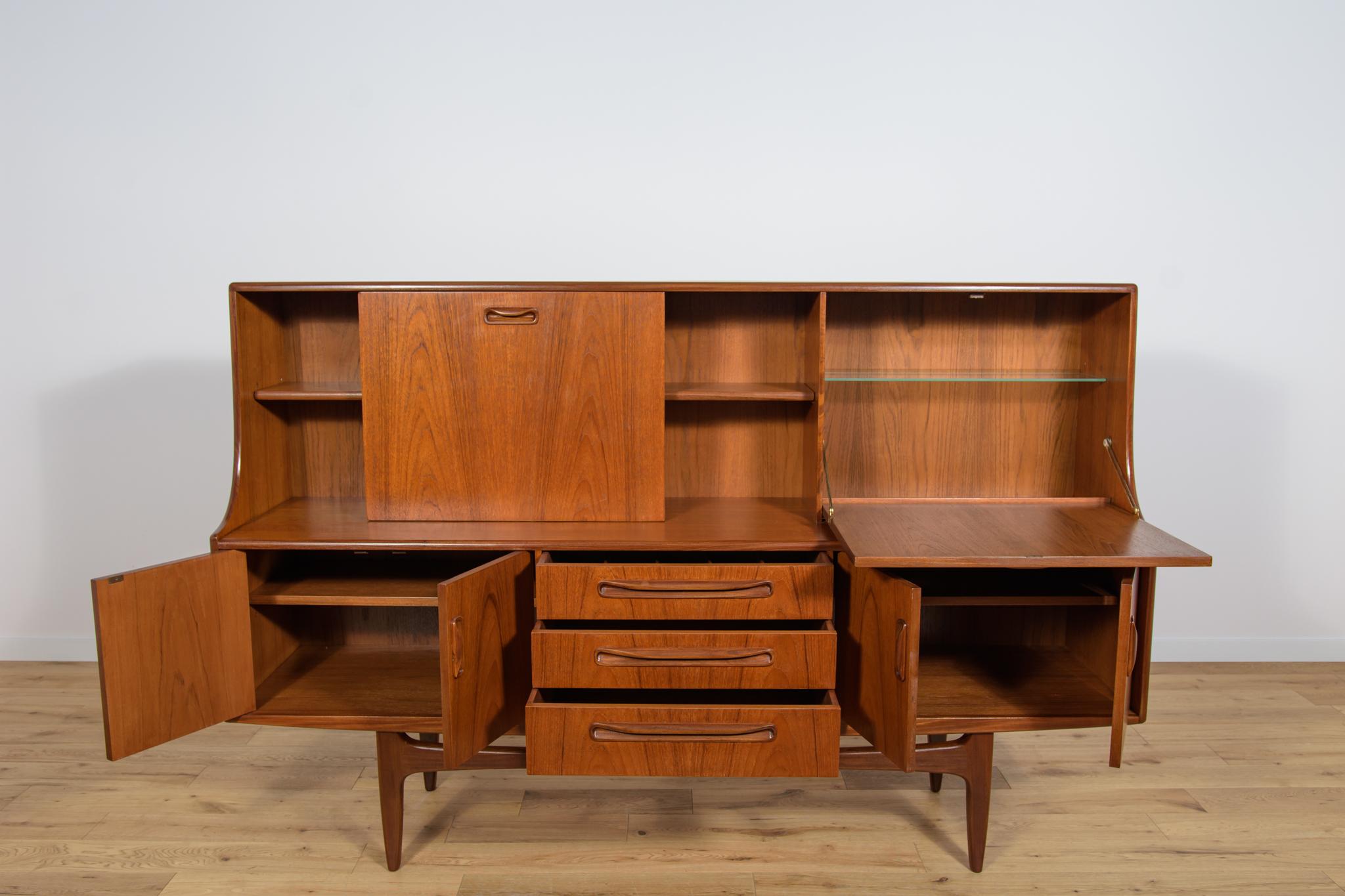 Mid-20th Century Mid-Century Model Fresco Sideboard in Teak by Victor Wilkins for G-Plan, 1960s For Sale