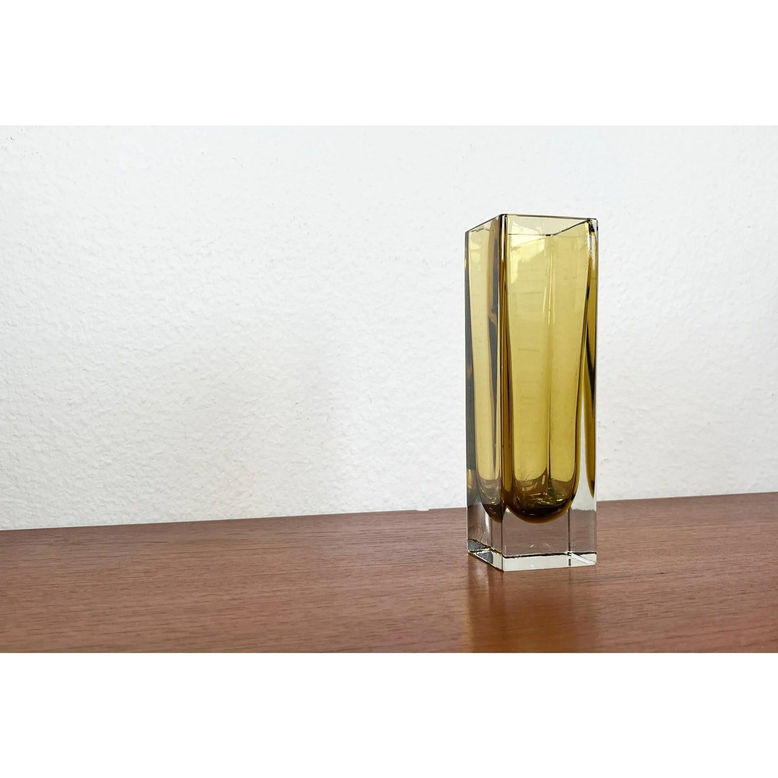 Minimalistische Sommerso-Glasvase aus der Mitte des Jahrhunderts, Modell Kf 296, von Kaj Franck, 1965 (Finnisch) im Angebot