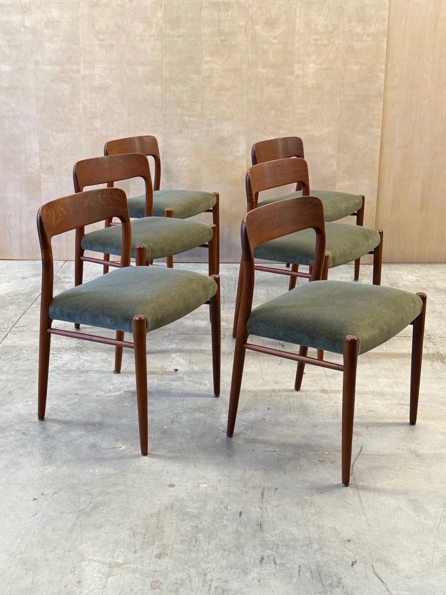 Mid-Century Model No. 75 Dining Chairs by Niels Otto Møller for J.L. Møller Bon état - En vente à Raleigh, NC