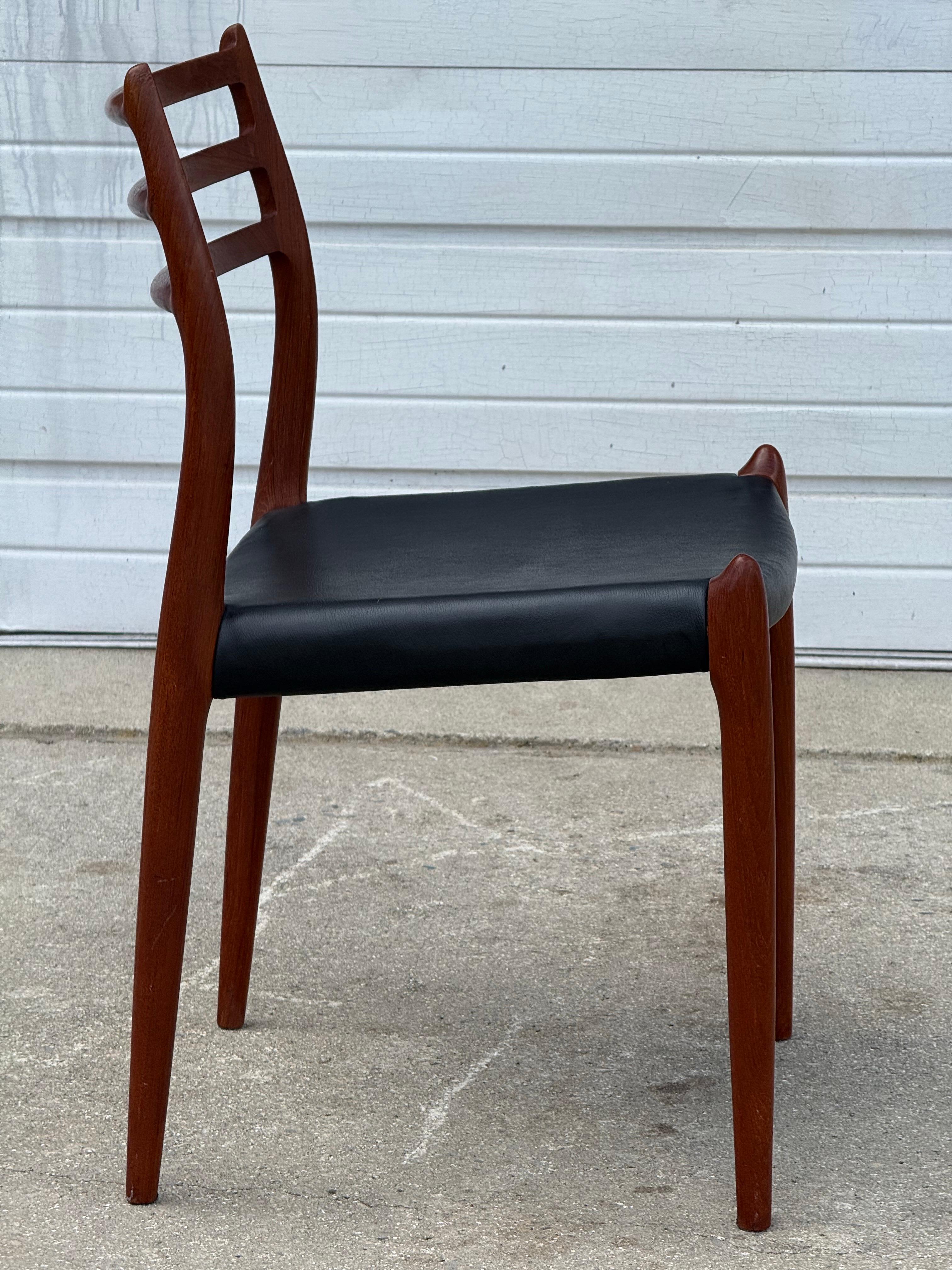 Sedia Model No. 78 di Niels Moller, metà del secolo scorso - Singola in vendita 5