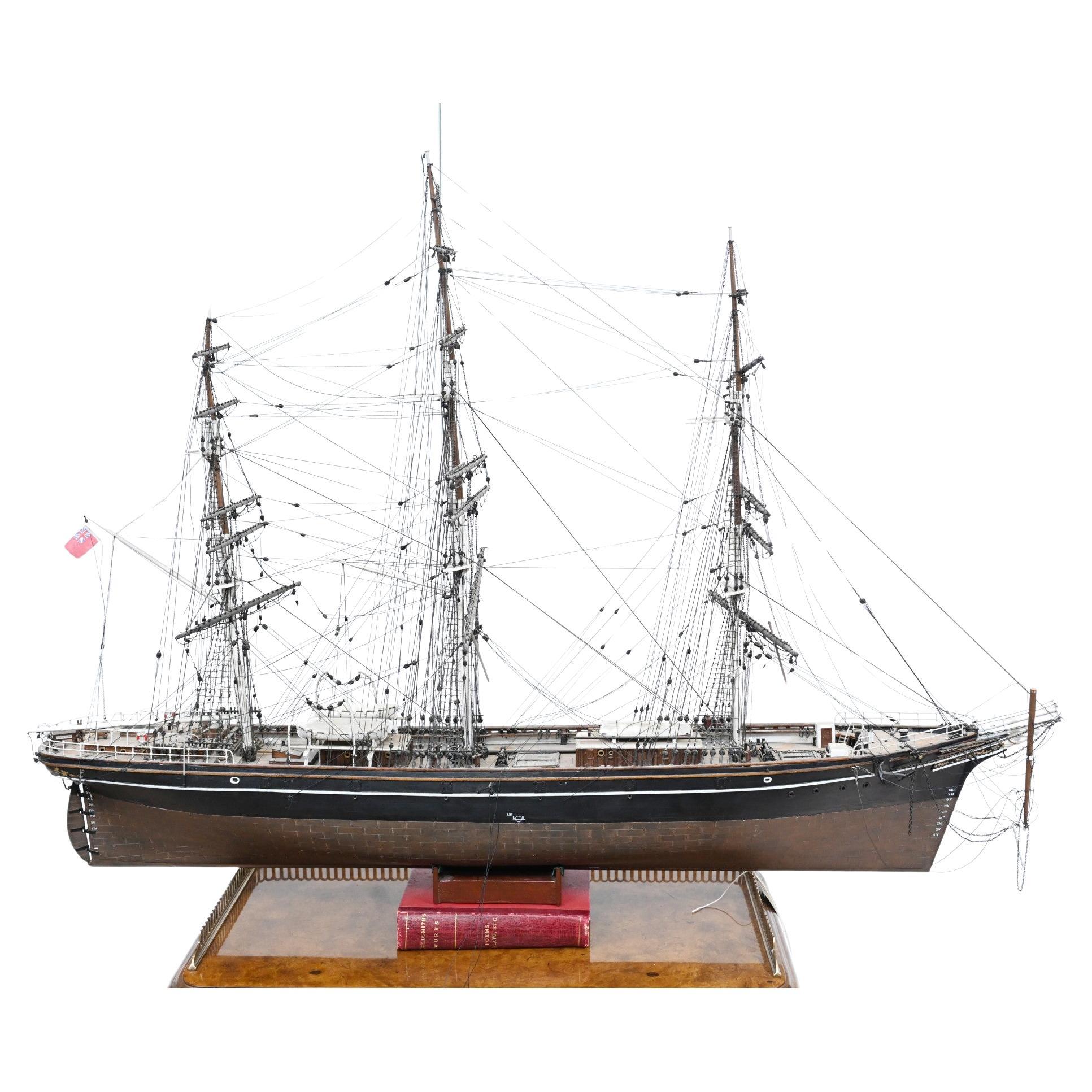 Modèle de bateau Clipper Maritime Cutty Sark du milieu du siècle dernier en vente