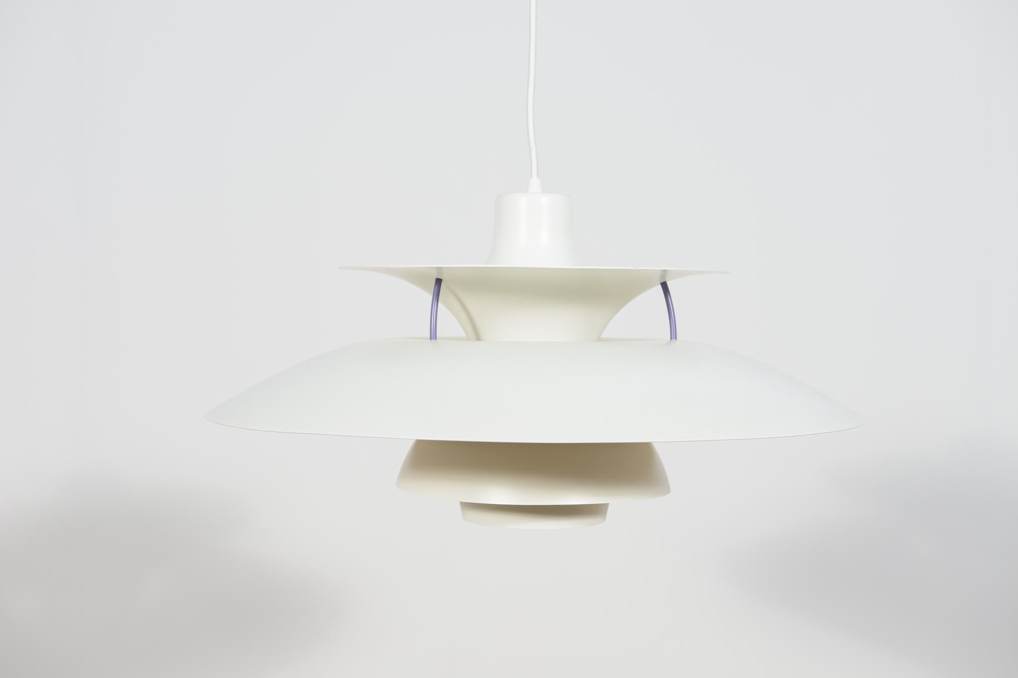Mid-Century Model PH5 Pendant Lamp by Poul Henningsen for Louis Poulsen, Denmark For Sale 3