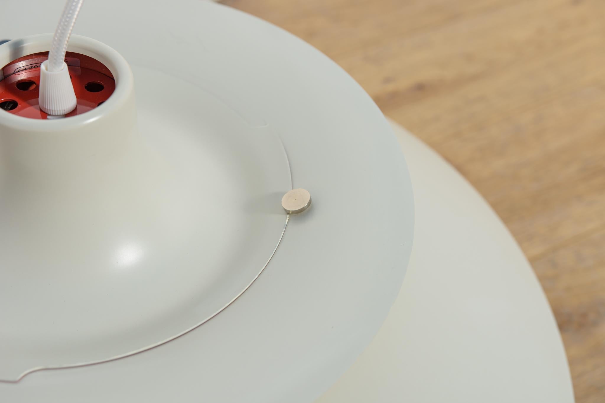 Lampada a sospensione PH5 di Poul Henningsen per Louis Poulsen, Danimarca, metà secolo. in vendita 9