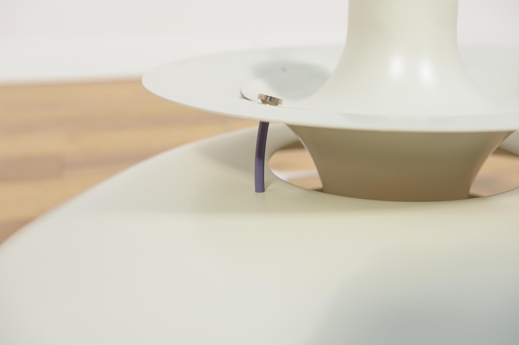 Lampada a sospensione PH5 di Poul Henningsen per Louis Poulsen, Danimarca, metà secolo. in vendita 10