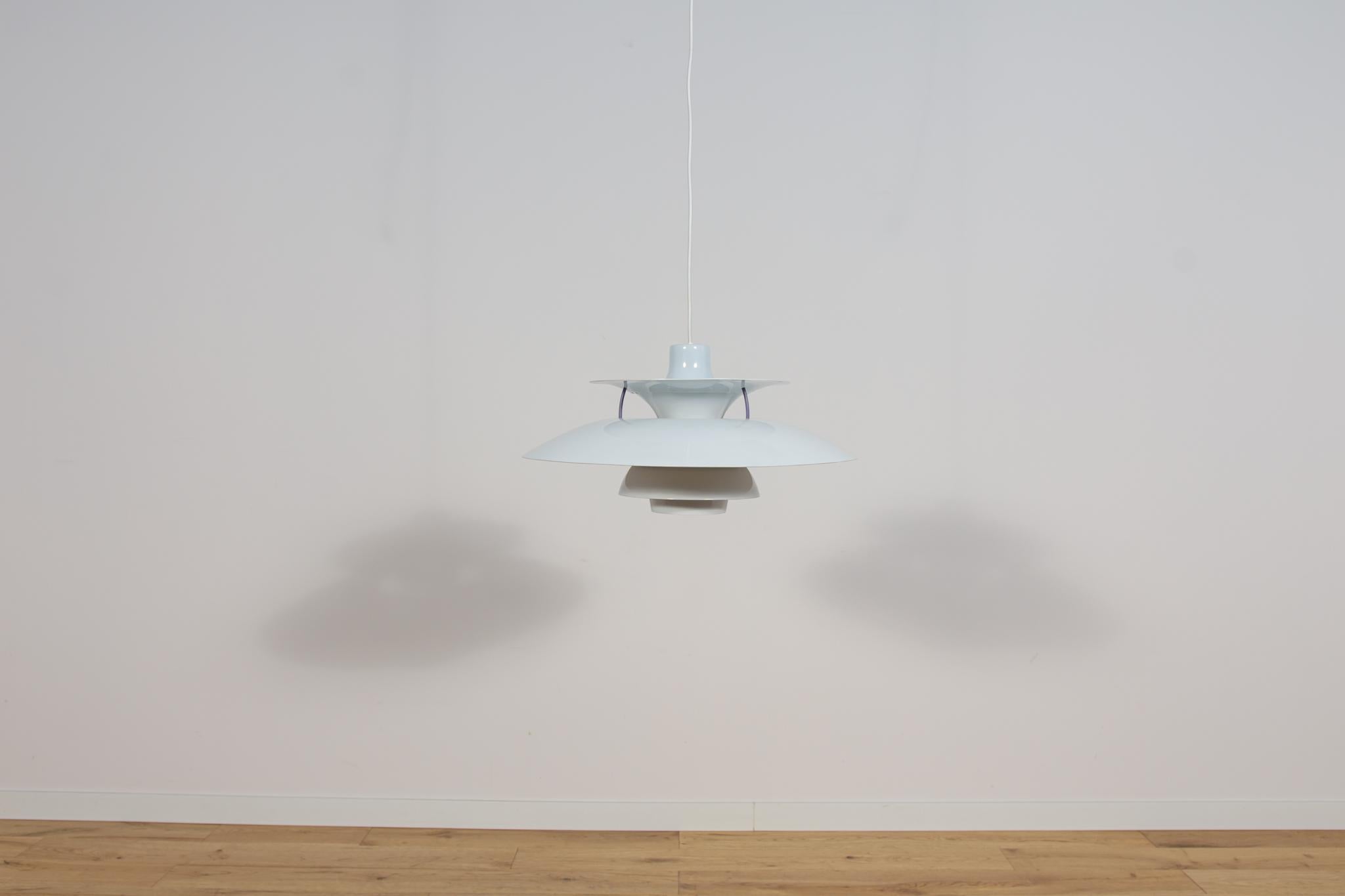 Lámpara colgante de mediados de siglo Modelo PH5 de Poul Henningsen para Louis Poulsen, Dinamarca Moderno de mediados de siglo en venta