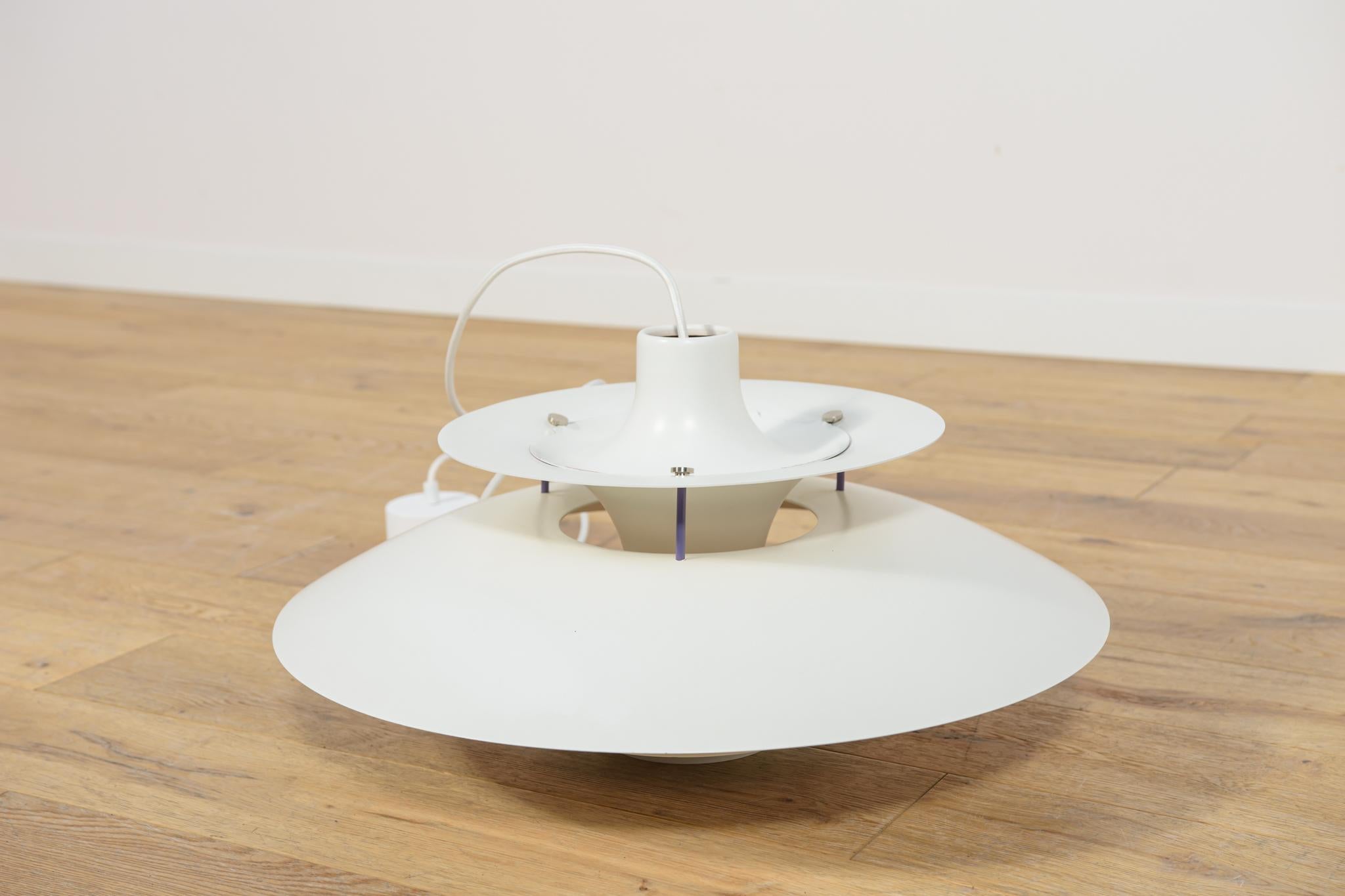 Mid-Century Model PH5 Pendant Lamp by Poul Henningsen for Louis Poulsen, Denmark In Excellent Condition For Sale In GNIEZNO, 30