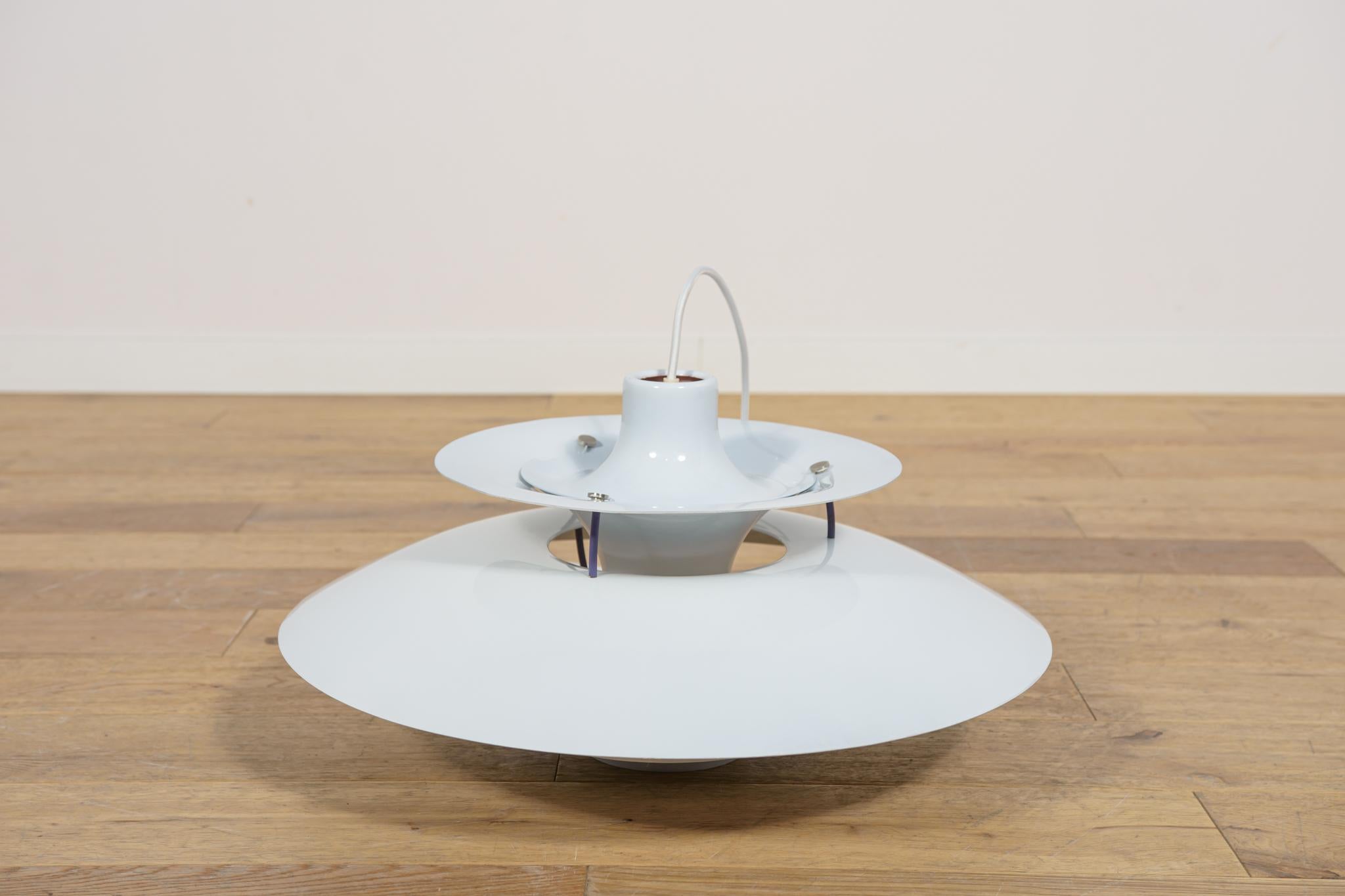 Lámpara colgante de mediados de siglo Modelo PH5 de Poul Henningsen para Louis Poulsen, Dinamarca en venta 2
