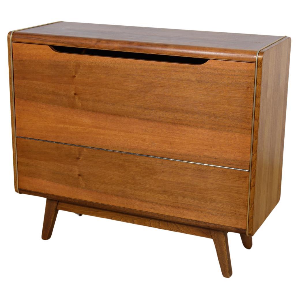 Mid-Century Model U391 Bar Cabinet by Bohumil Landsman for Jitona, 1960s For Sale