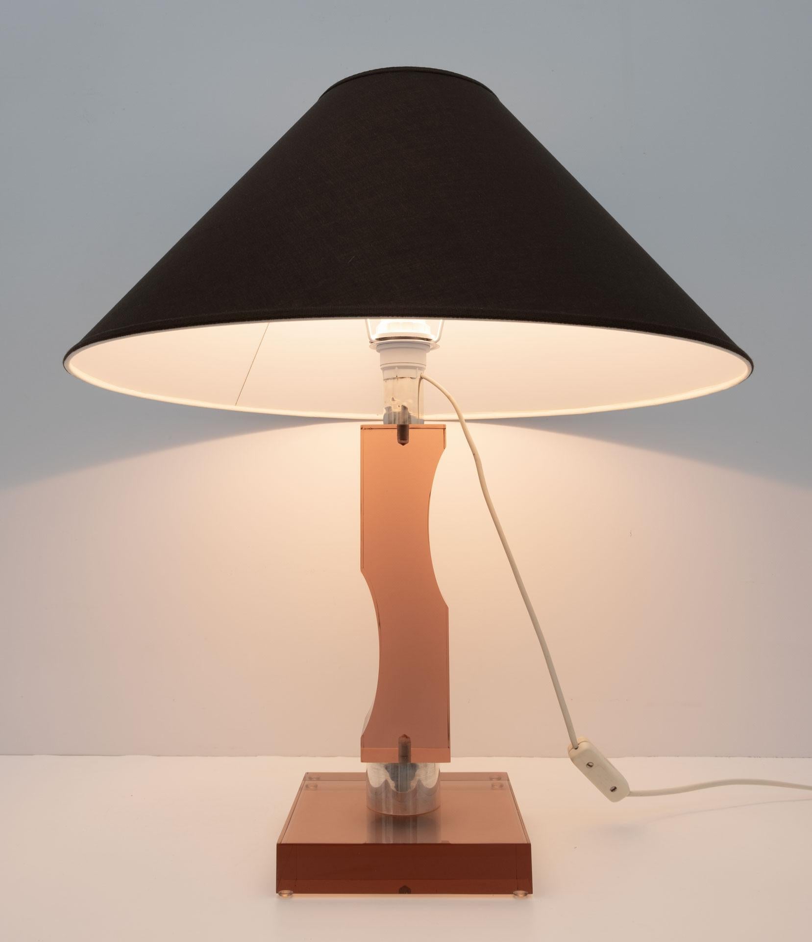 Mid-Century Modern Mid-century Moden Italian Plexiglass and Silver Table Lamp, 1970s For Sale