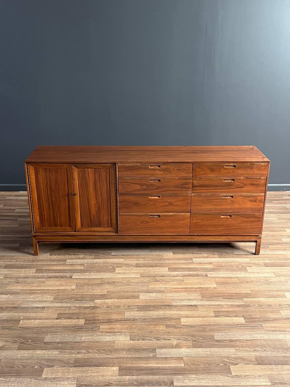 Mid-20th Century Newly Refinished - Mid-Century Modern 11-Drawer Walnut Dresser