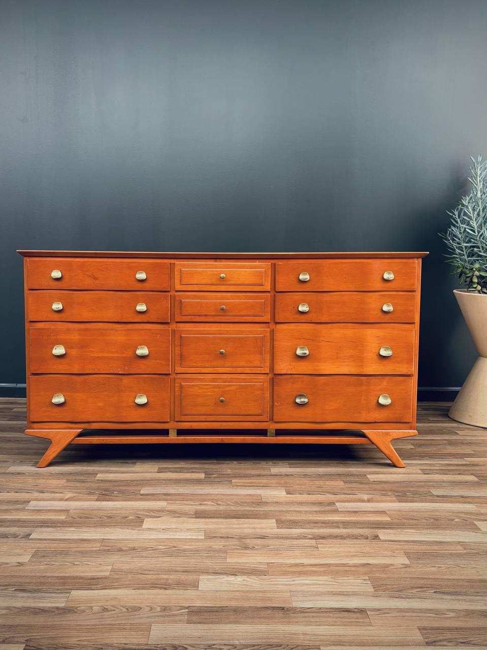 kling dresser