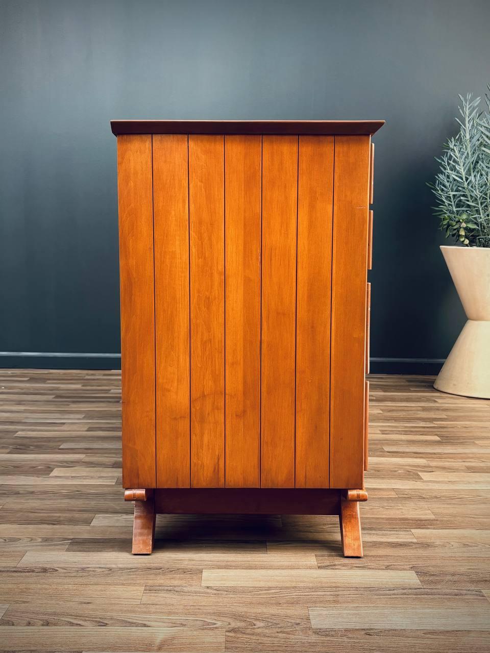 Mid-Century Modern 12-Drawer Dresser by Kling Furniture In Good Condition In Los Angeles, CA