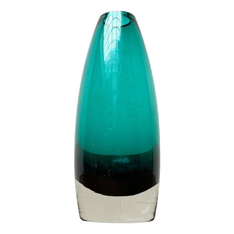 Vaso in vetro 1365 di Tamara Aladin per Riihimäki, anni '60, metà del secolo scorso