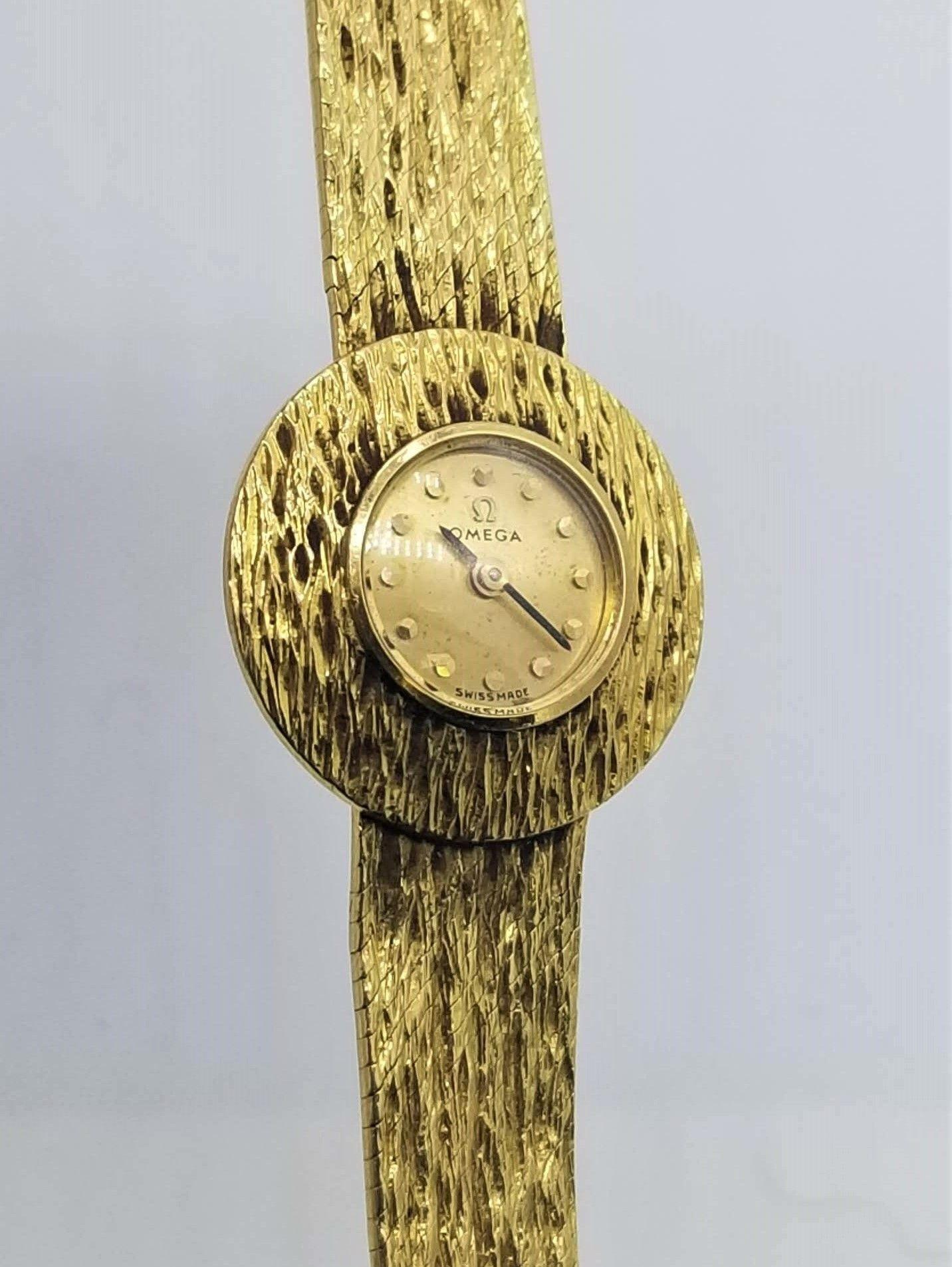 Swiss Mid-Century Modern 14-Karat Gold Omega Women's Wristwatch