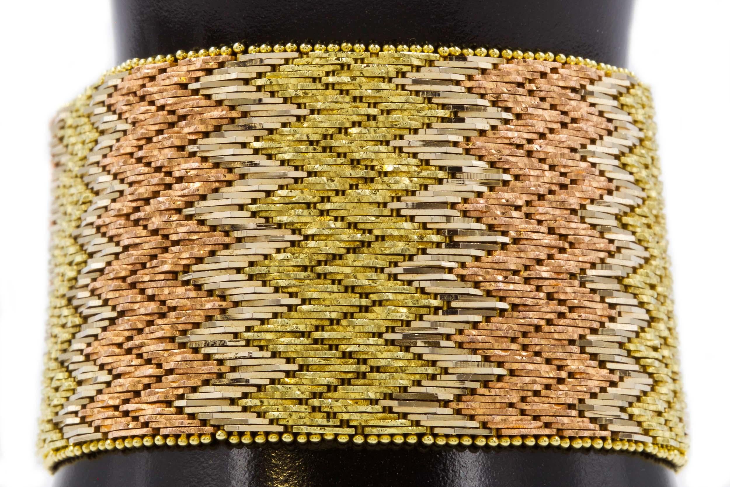 Mid Century Modern 14K Tri-Color Textured Gold Flexible Strap Bracelet In Good Condition In Shippensburg, PA