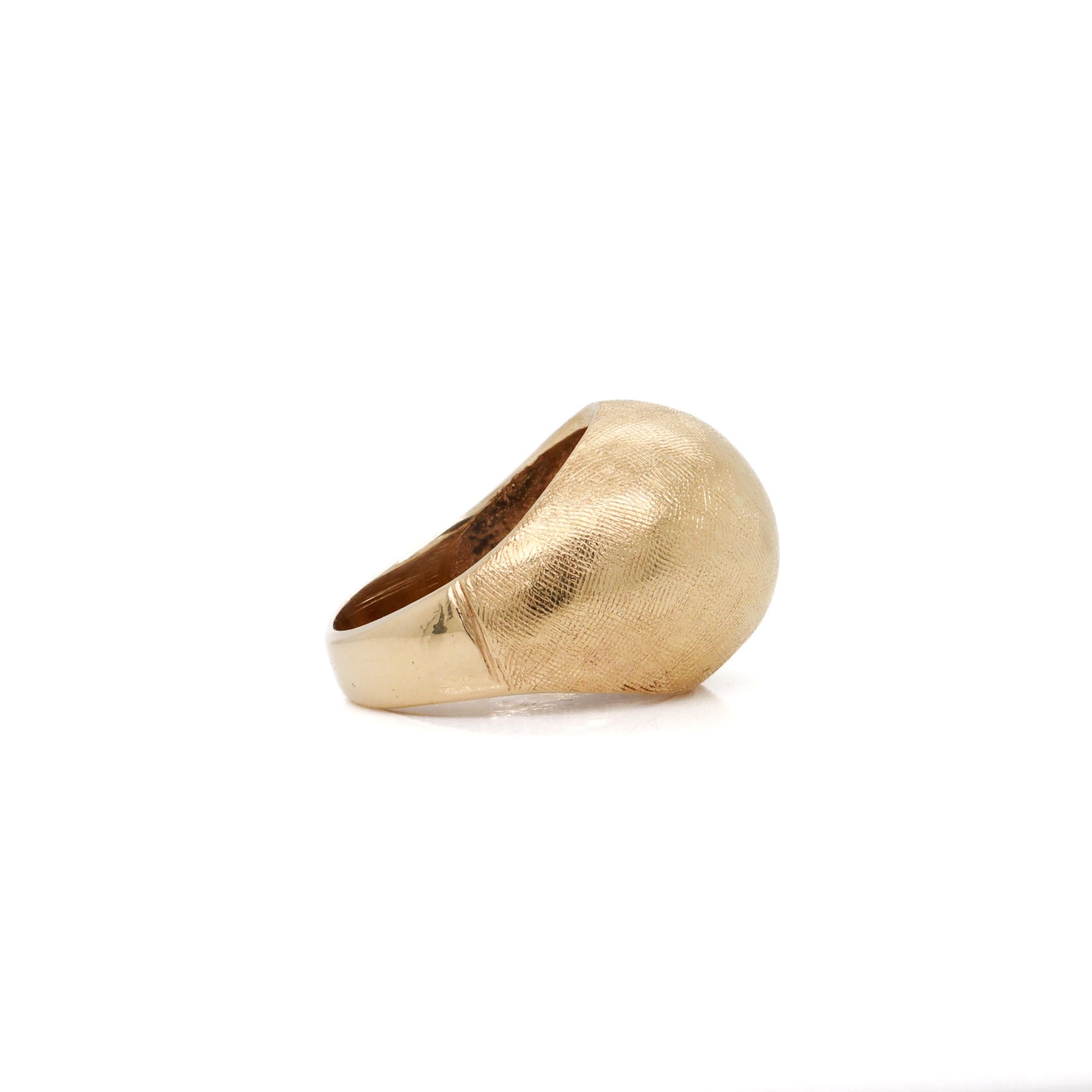 Mid-Century Modern 14k Yellow Gold Dome Cocktail Ring with a Florentine Finish For Sale 6