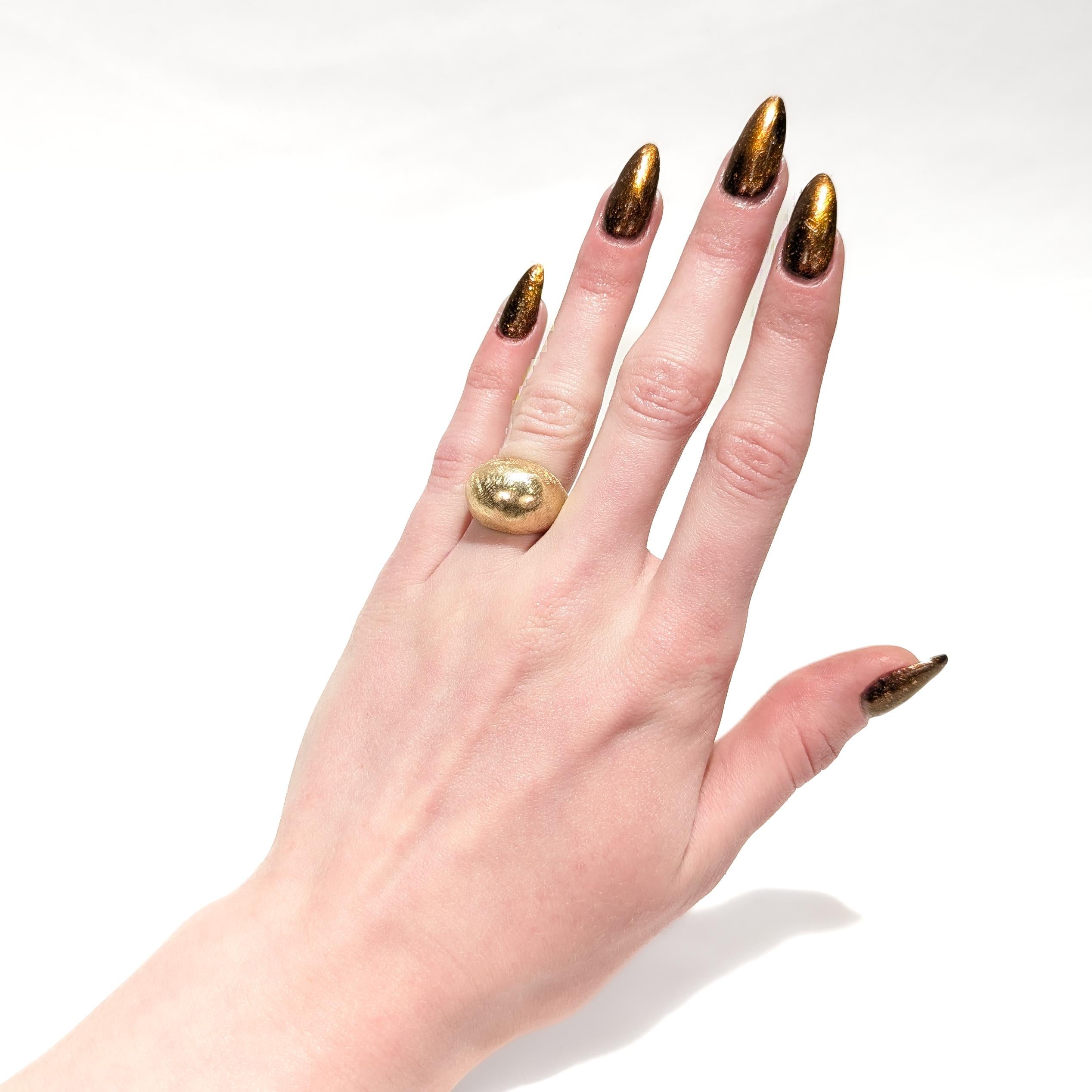 Mid-Century Modern 14k Yellow Gold Dome Cocktail Ring with a Florentine Finish In Good Condition For Sale In Philadelphia, PA