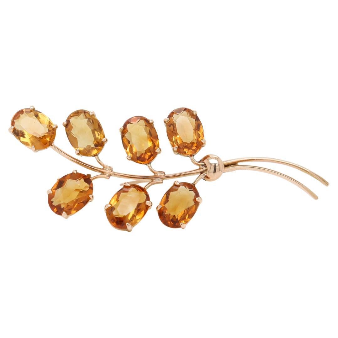 Mid-Century Modern 18k Gold & Madeira Citrine Stylized Flower Brooch In Good Condition For Sale In Philadelphia, PA
