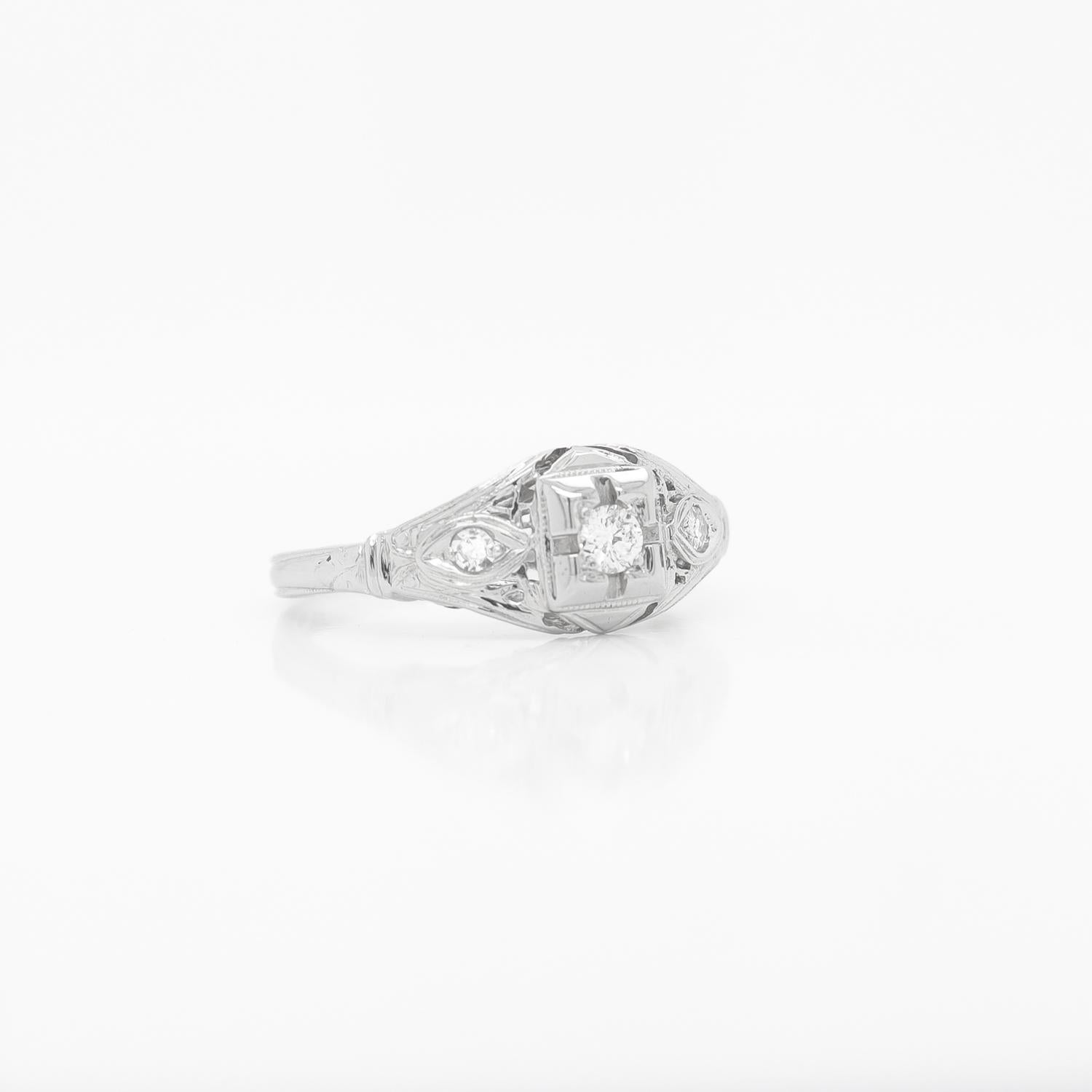 Mid-Century Modern 18K White Gold & Diamond Ring For Sale 6