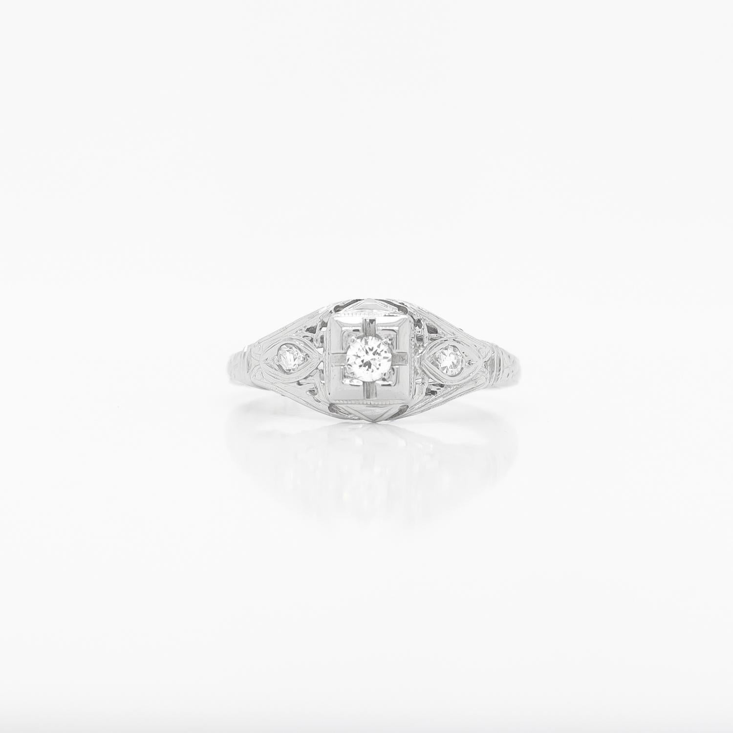 Mid-Century Modern 18K White Gold & Diamond Ring For Sale 1