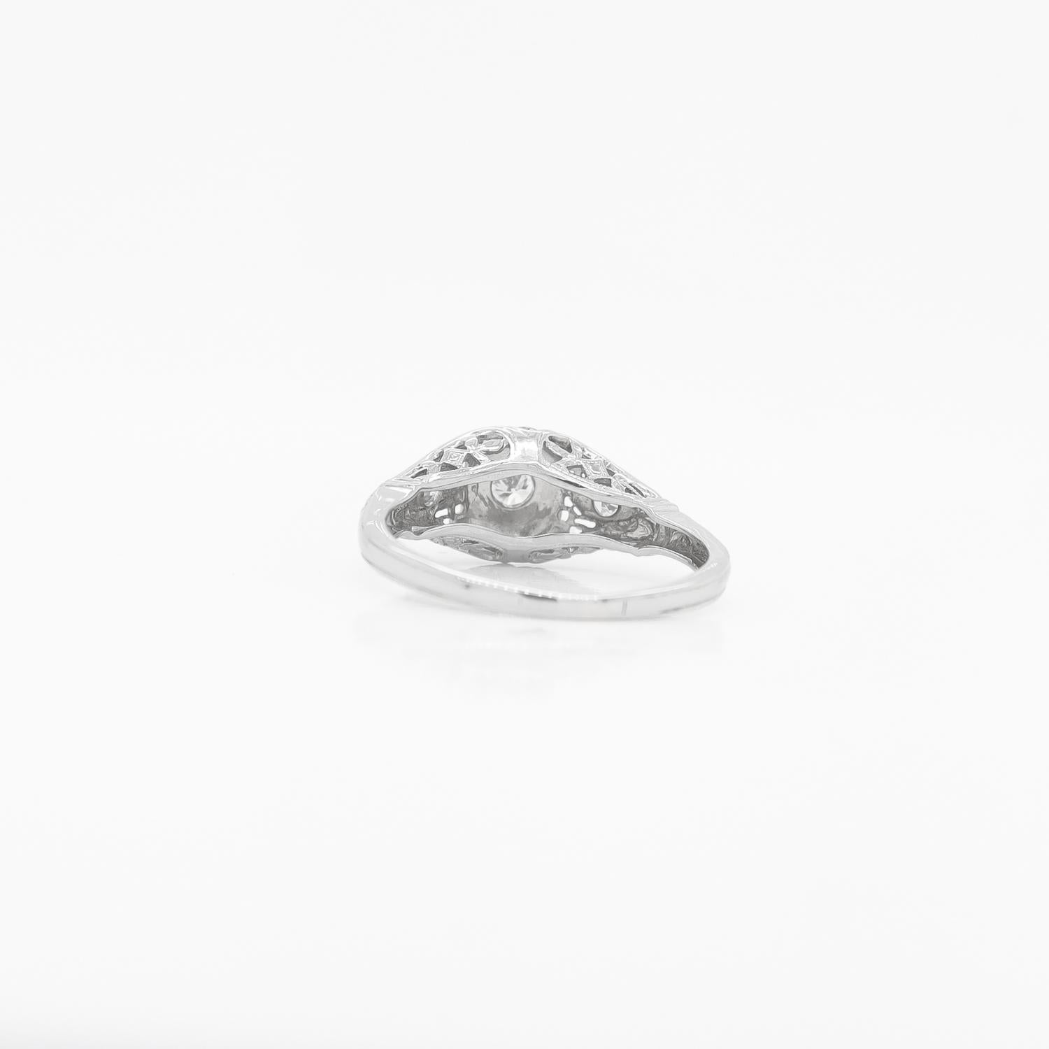 Mid-Century Modern 18K White Gold & Diamond Ring For Sale 4