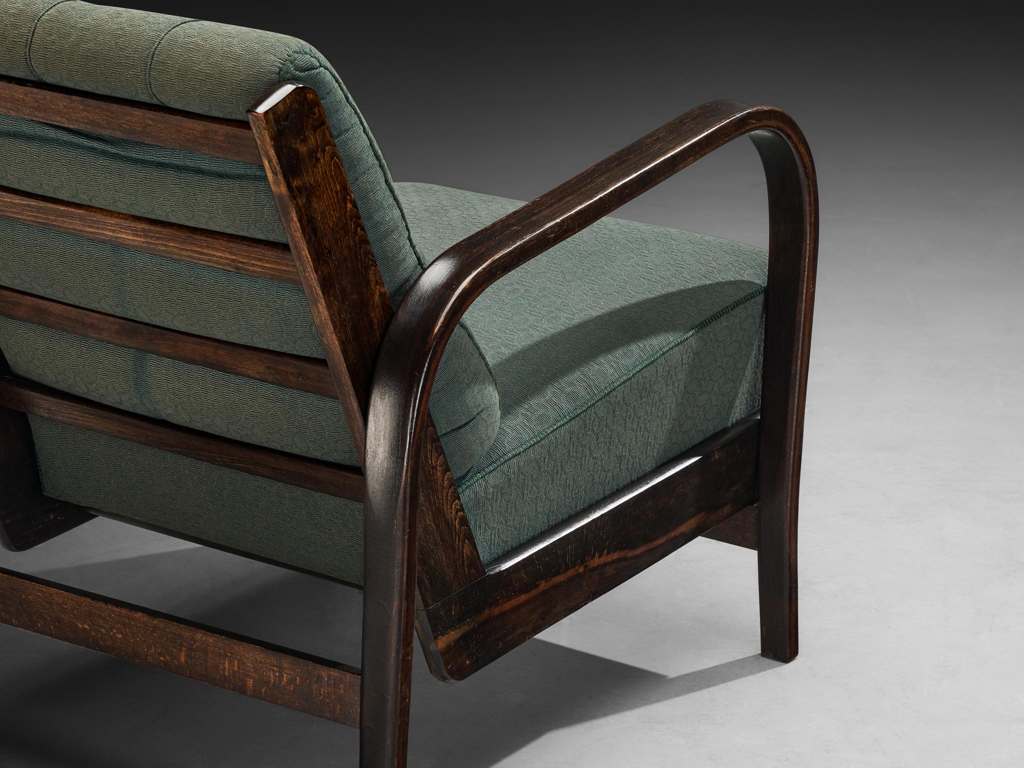 Mid-Century moderno Coppia di sedie da salotto della metà del secolo scorso con telaio in legno scultoreo in vendita