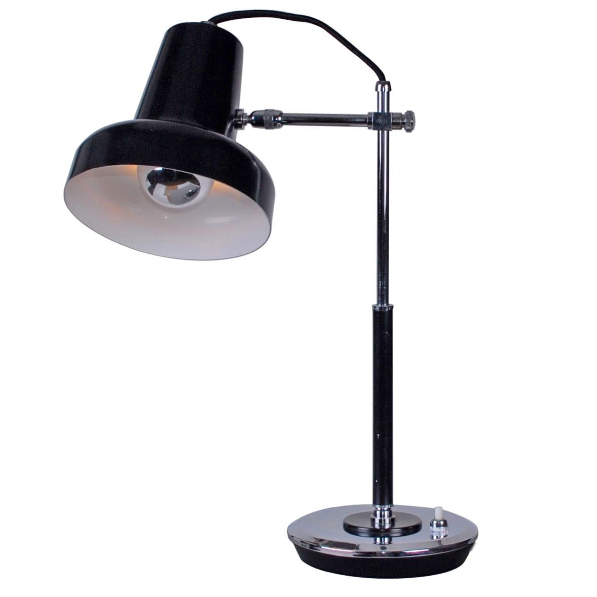 Mid-Century Modern 1950s Black and Chrome Lacquered Italian Desk Lamp For Sale