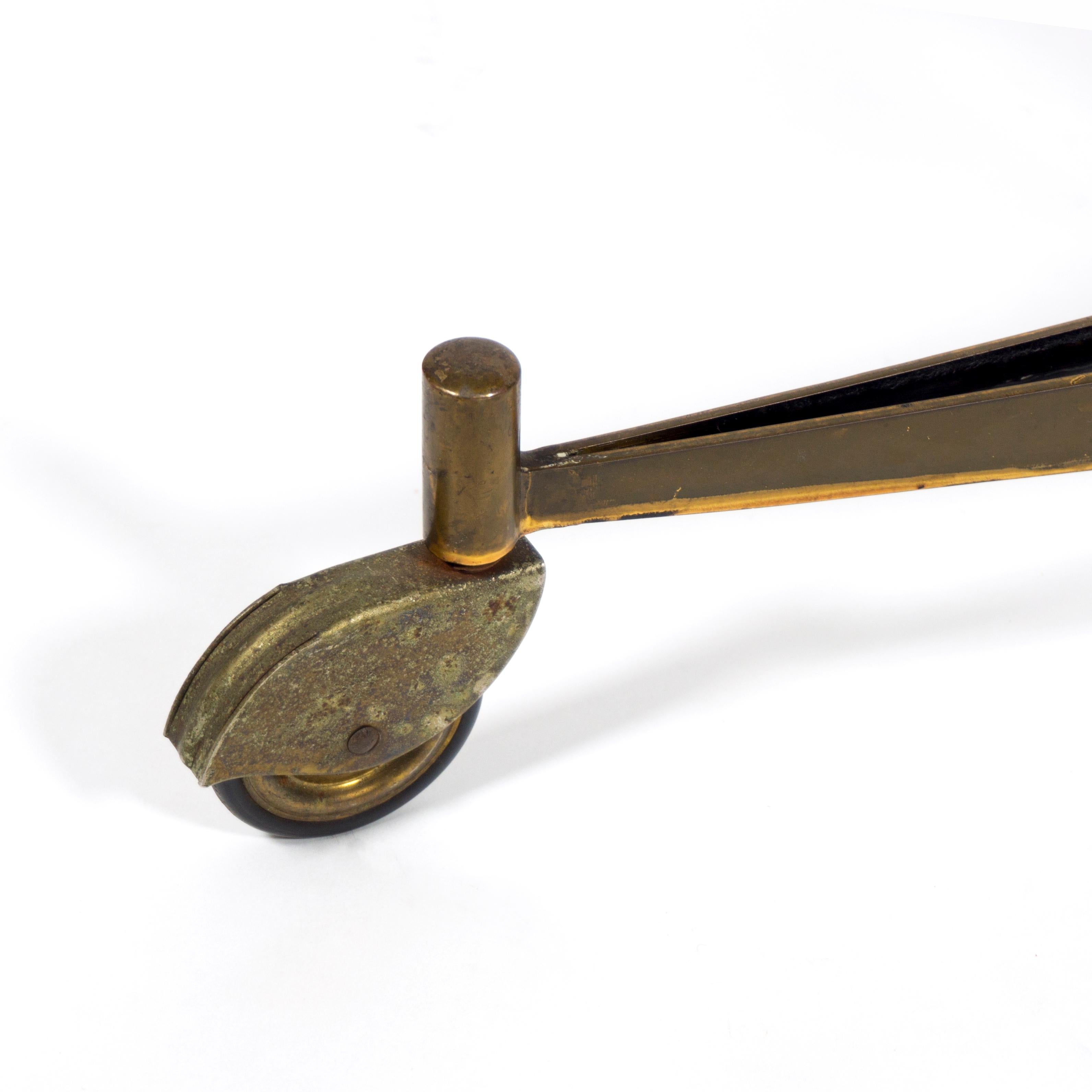 Barwagen aus Messing und Glas im italienischen Design, Mid-Century Modern 1950er Jahre im Angebot 3