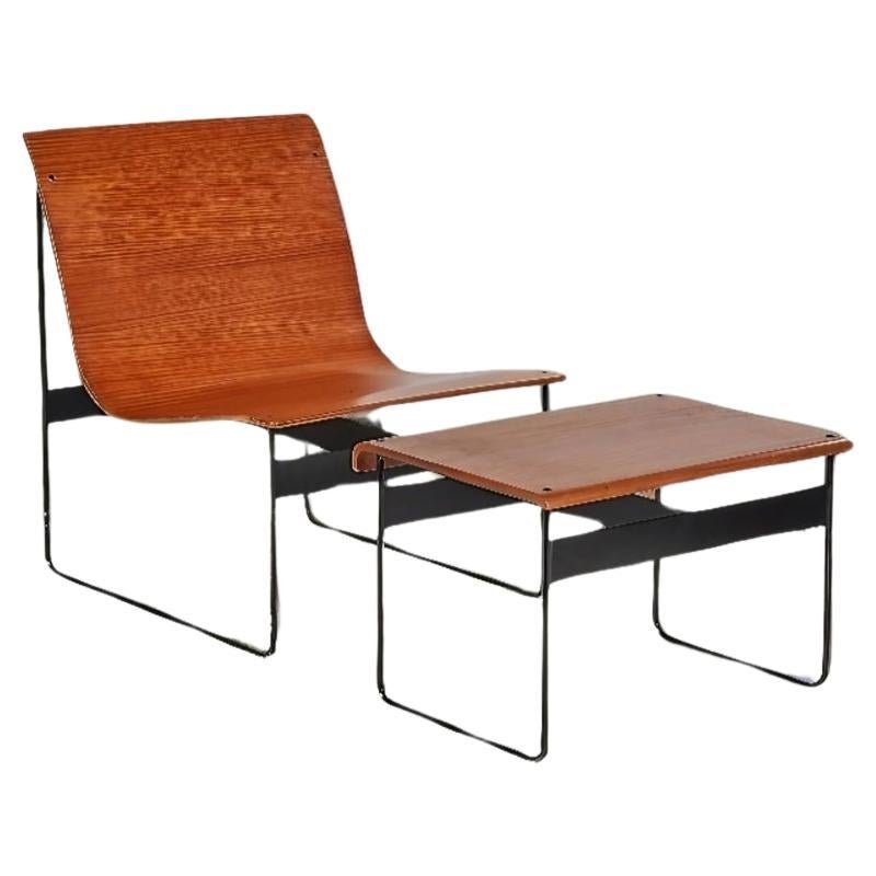 Mid-Century Modern 1950s Gunter Renkel Lounge Chair with Matching Ottoman For Sale