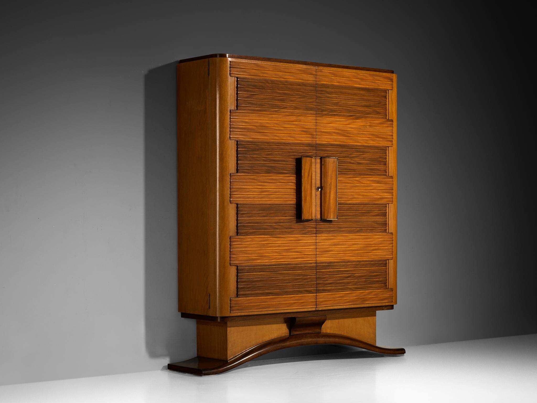 Cabinet italien des années 1950, The Moderns, en acajou Bon état - En vente à Waalwijk, NL