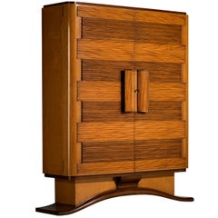 Italienischer Schrank aus Mahagoni, Mitte der 1950er Jahre, Modernität