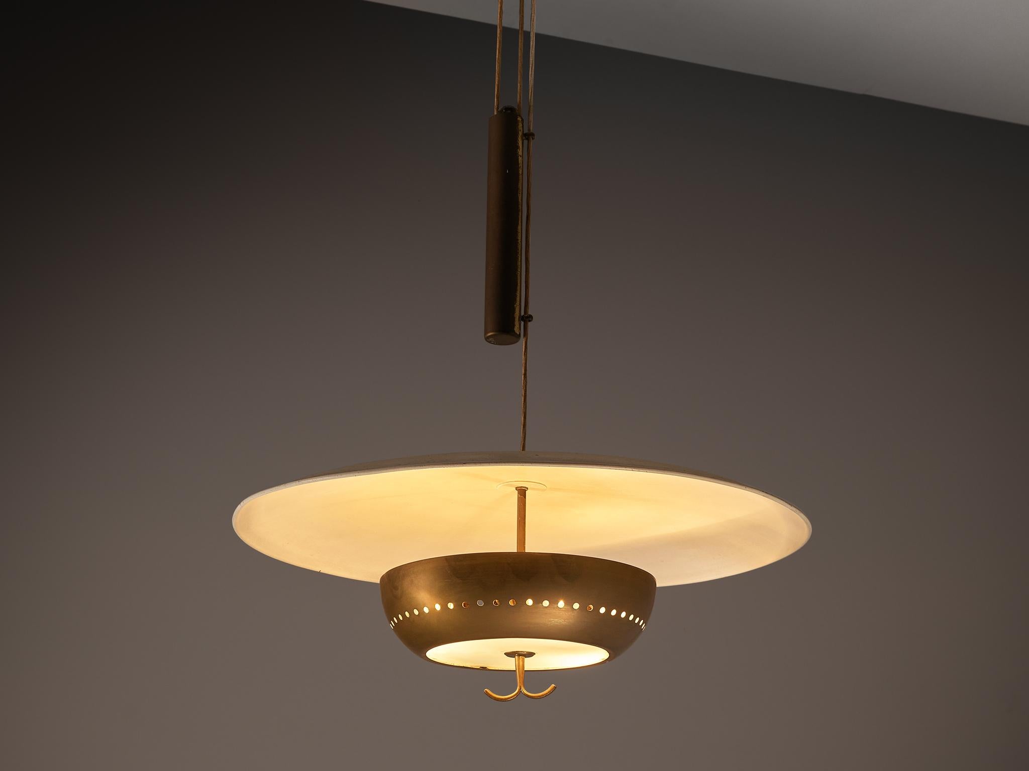 Mid-Century Modern 1950s Italian Ceiling Light in Brass In Good Condition For Sale In Waalwijk, NL