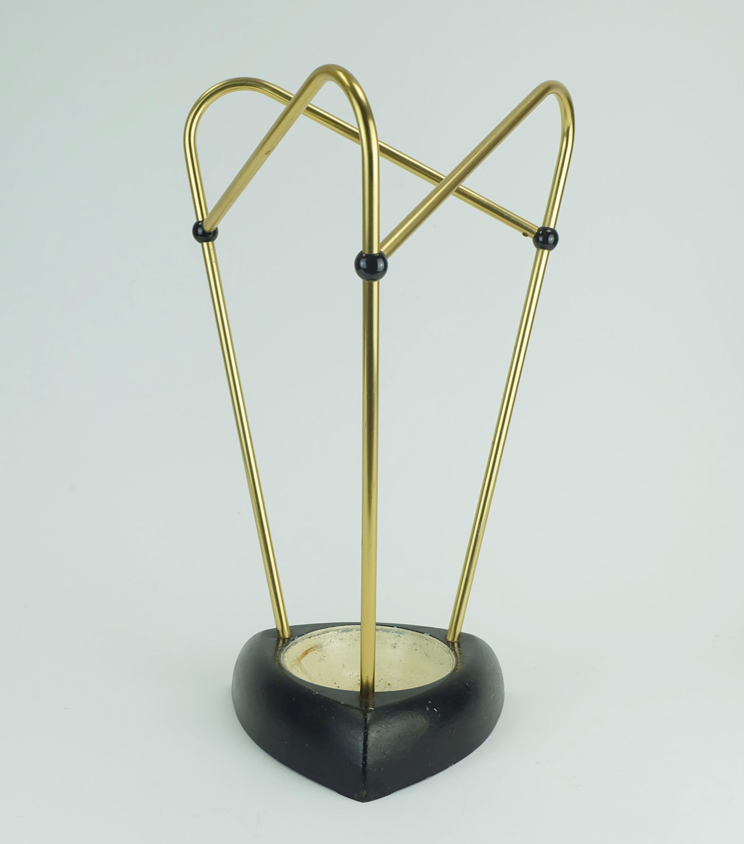 Tedesco UMBRELLA STAND anni '50 in ghisa e ottone dal design snello e di metà secolo moderno in vendita