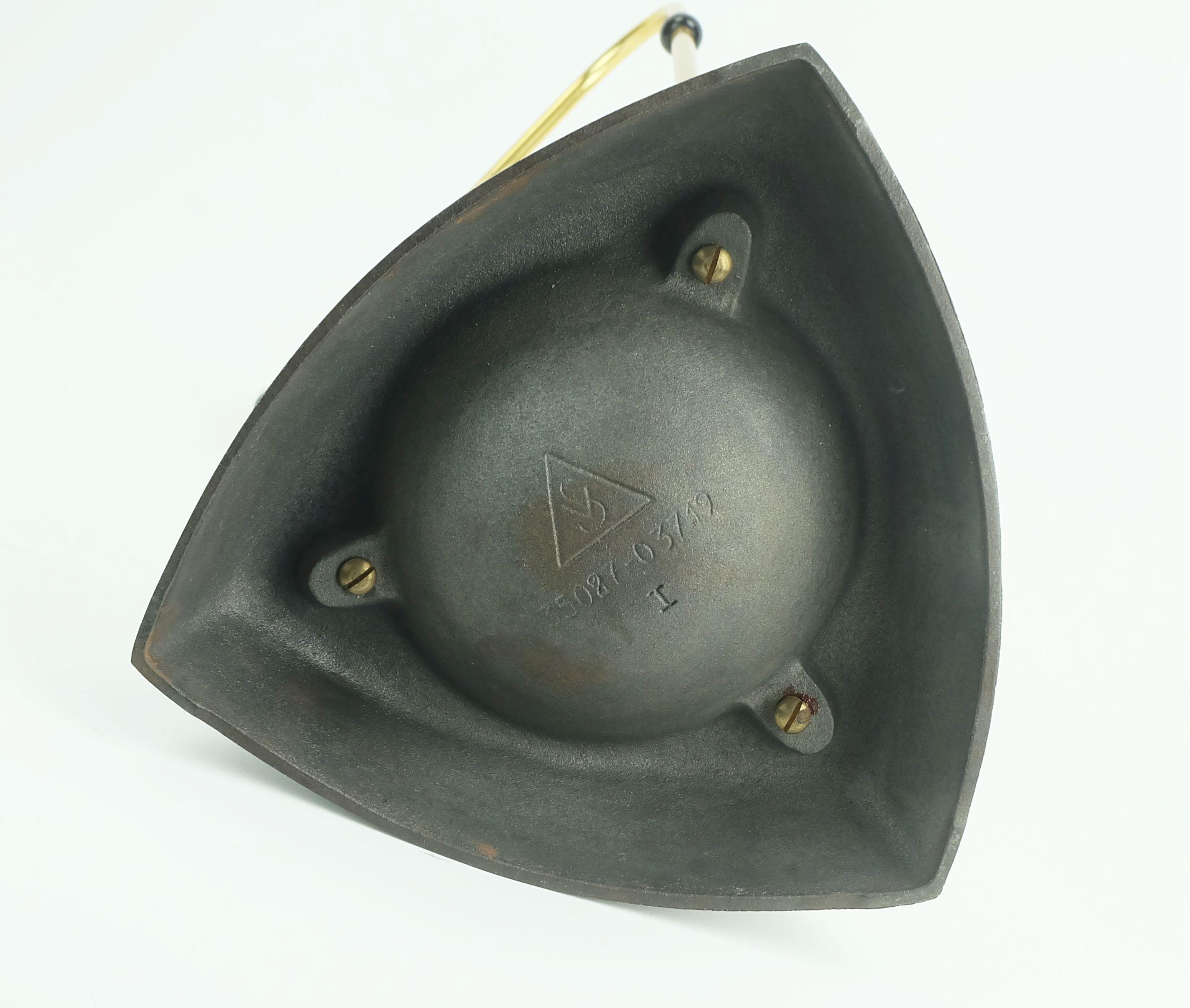 UMBRELLA STAND anni '50 in ghisa e ottone dal design snello e di metà secolo moderno in vendita 2