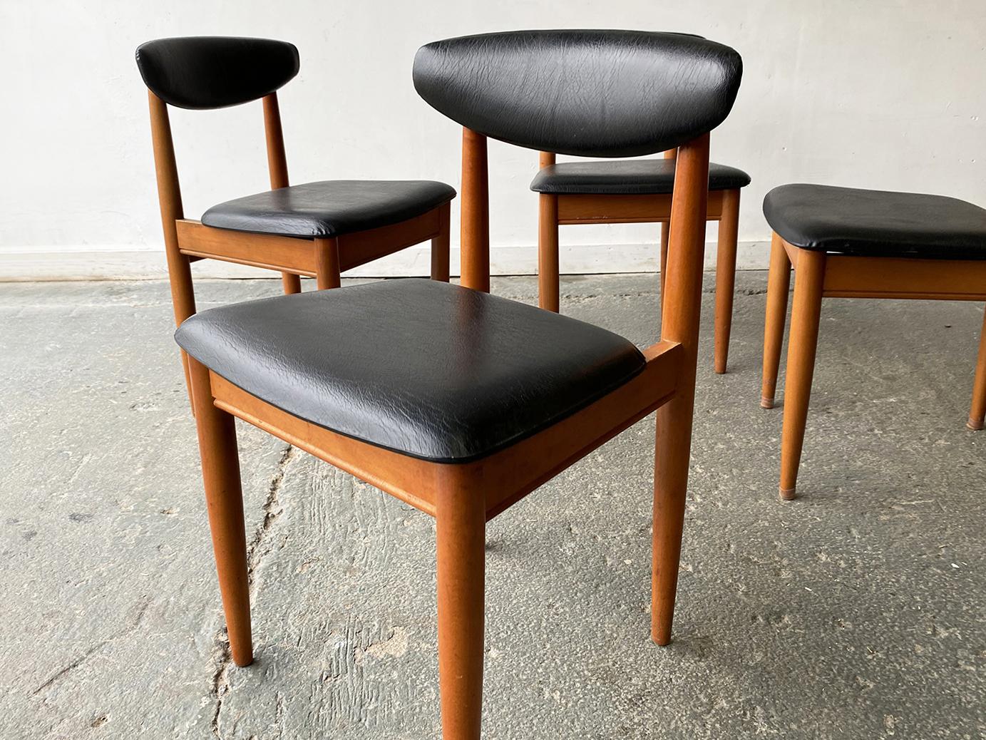 Ensemble table et chaises de salle à manger des années 1960 par Schreiber Furniture en vente 3