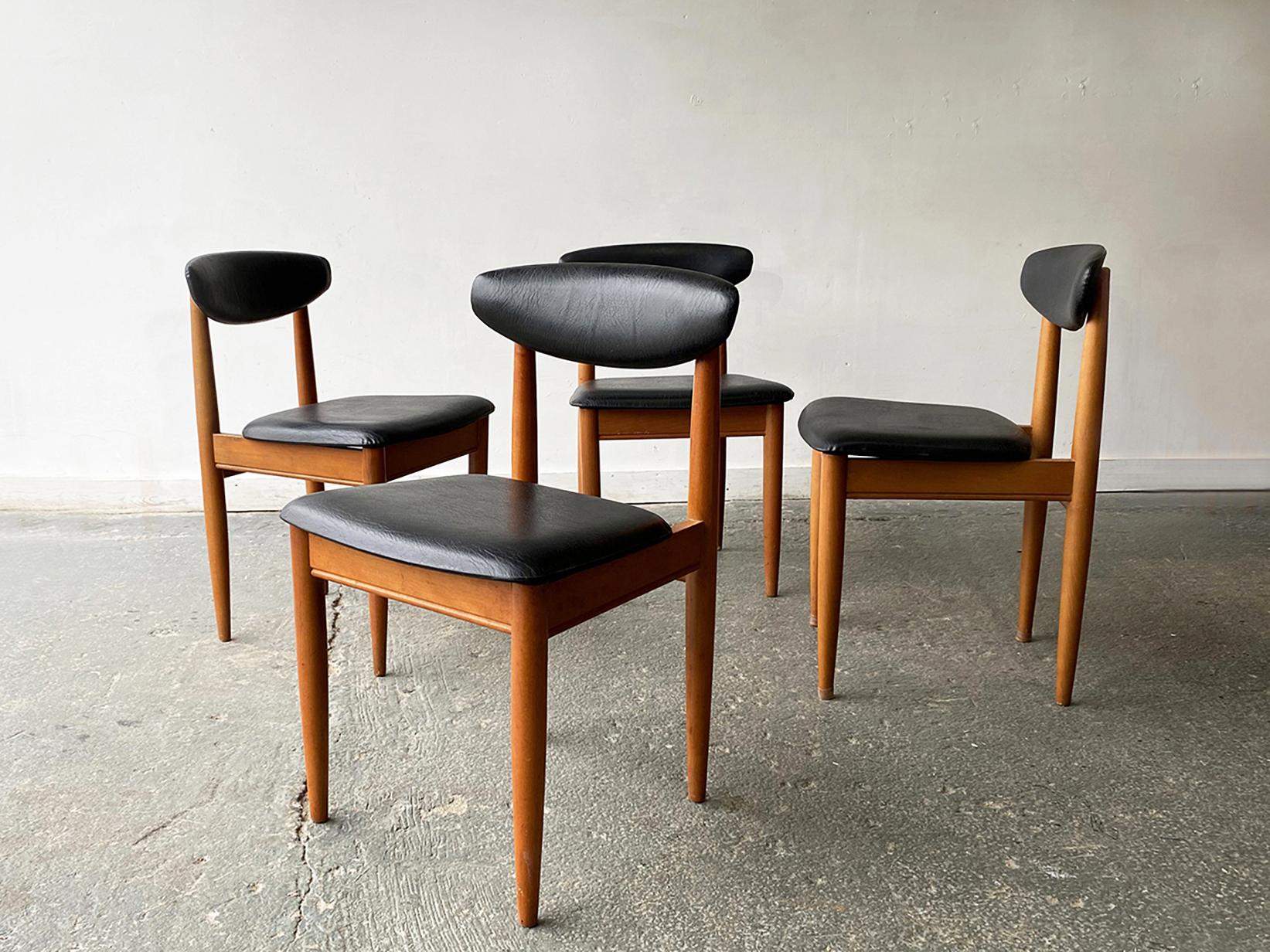 Ensemble table et chaises de salle à manger des années 1960 par Schreiber Furniture en vente 2
