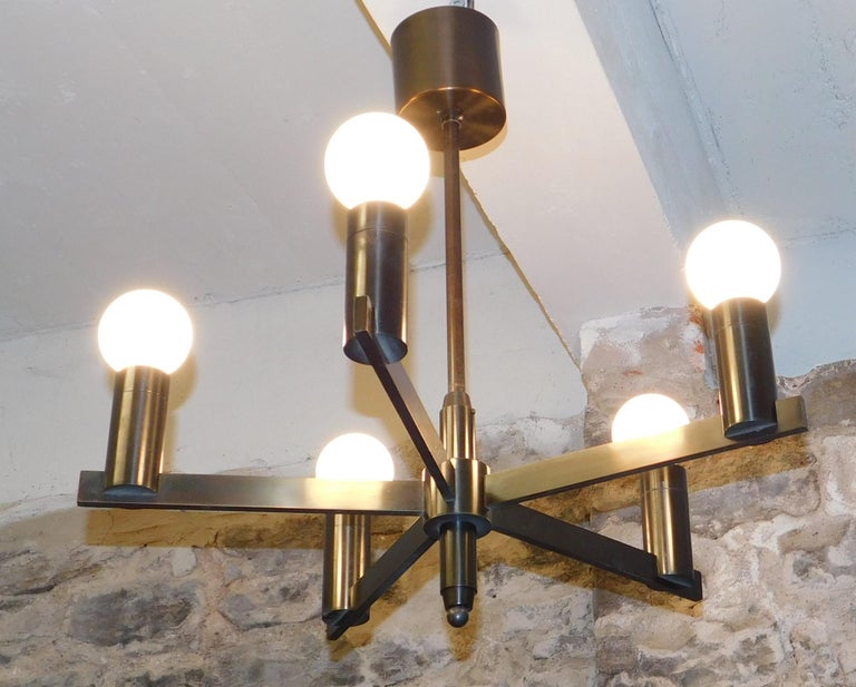 20th Century  Arredoluce Attributed Mid-Century Modern  Italian Chandelier Light For Sale