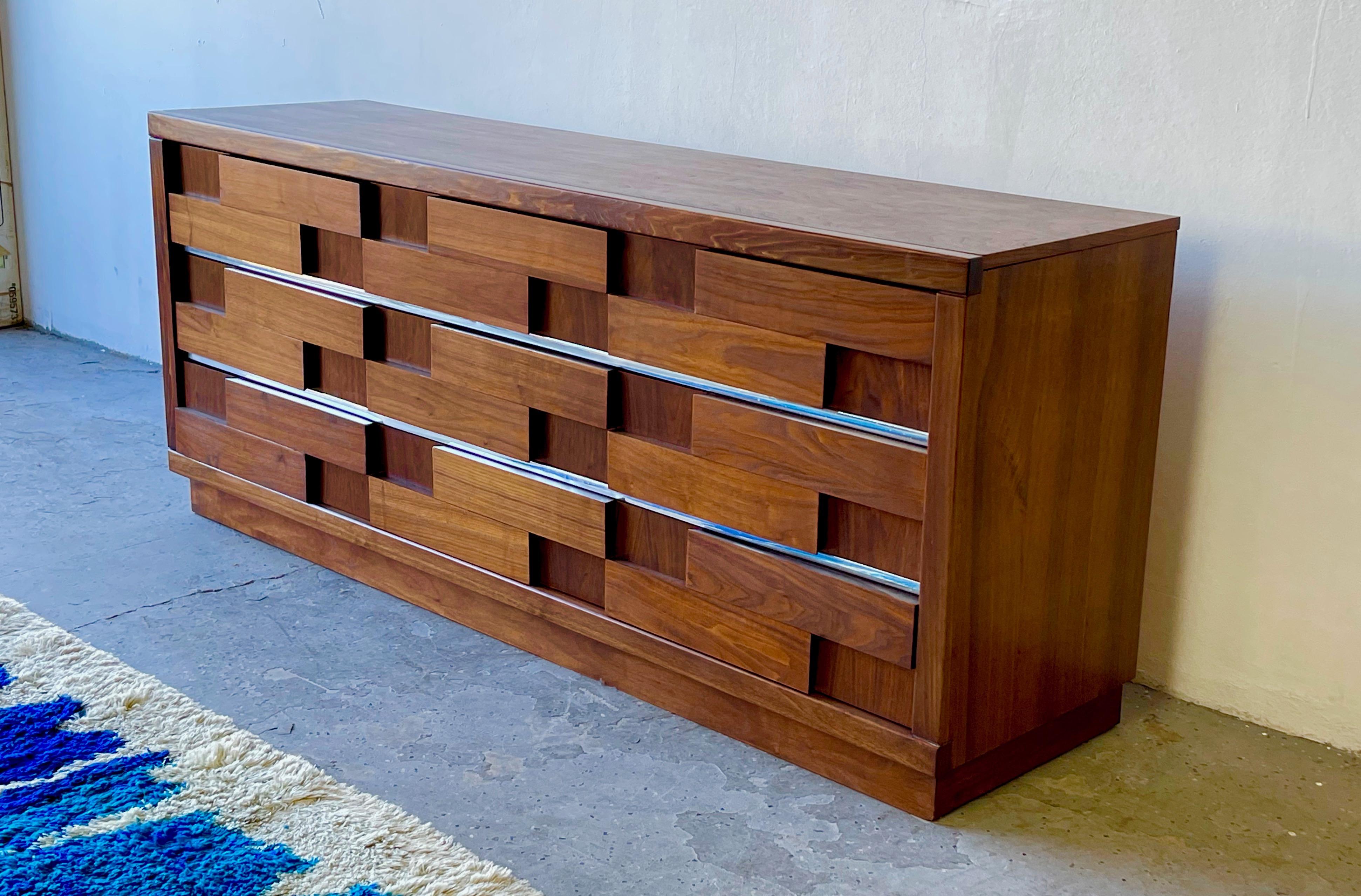 Mid-Century Modern 1970s Brutalist Dresser Cubist in the Style of Paul Evans In Good Condition In Las Vegas, NV