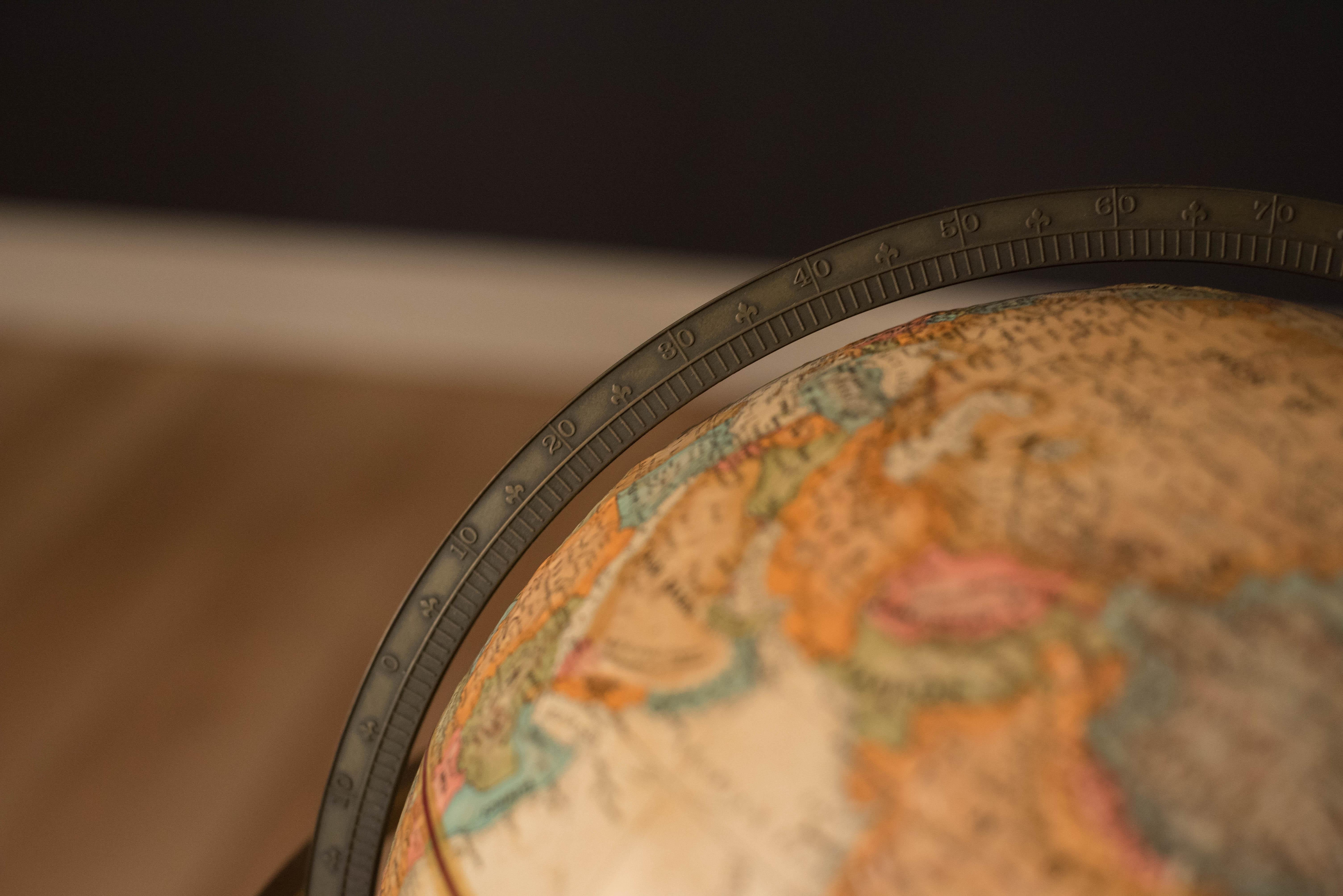 Fin du 20e siècle Globe terrestre rotatif 