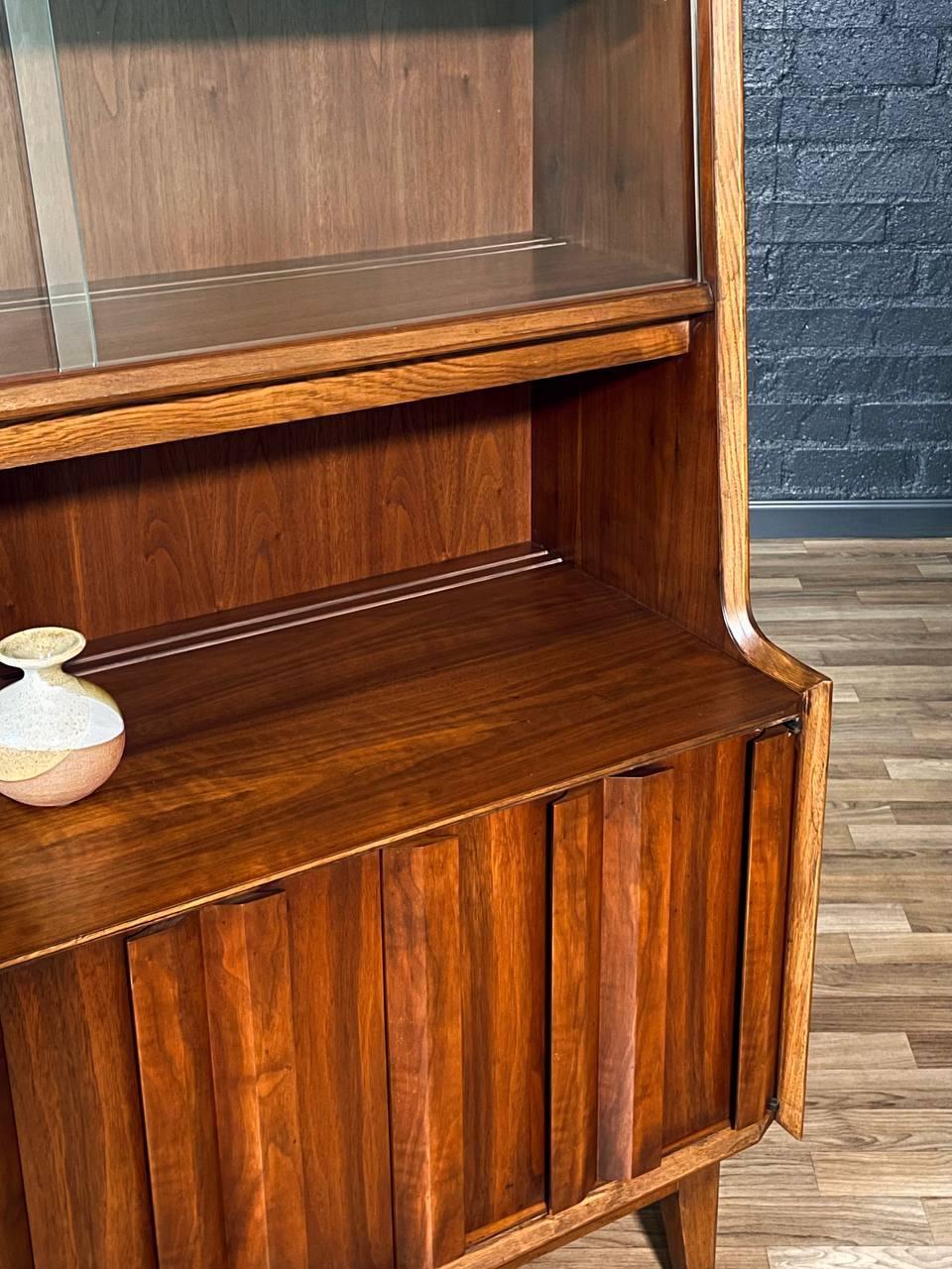 Vetro Libreria Hutch in legno di noce 