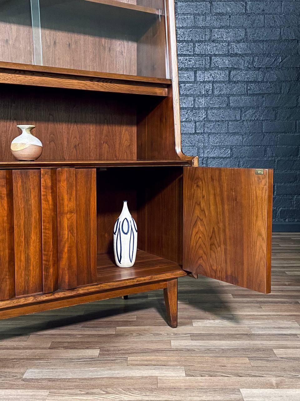Libreria Hutch in legno di noce 