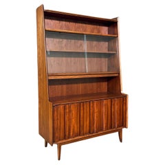 Libreria Hutch in legno di noce "1st Edition" di Lane's