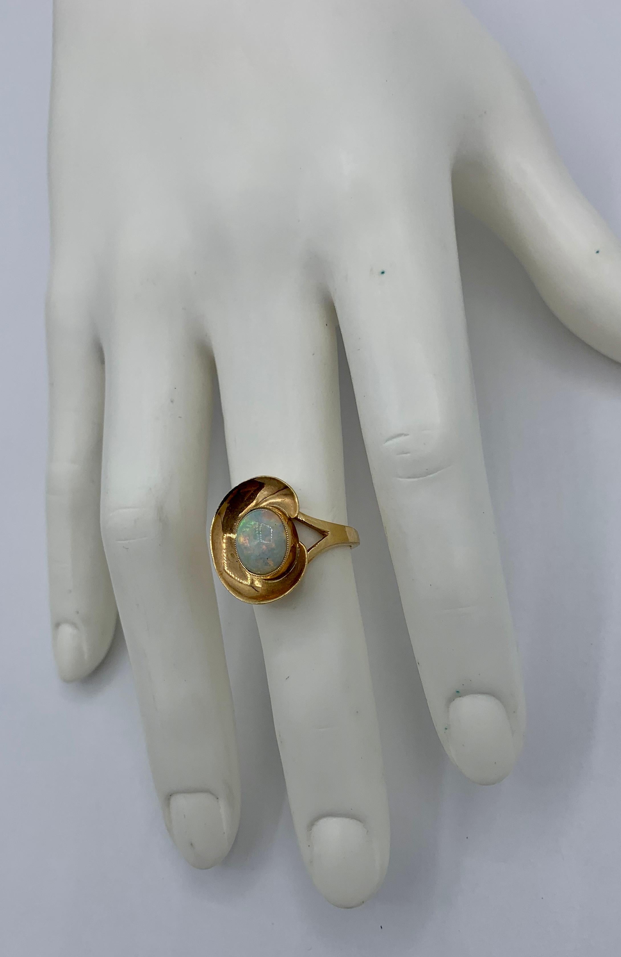 Bague rétro Eames du milieu du siècle dernier en or jaune 14 carats avec opale de 2 carats en vente 5