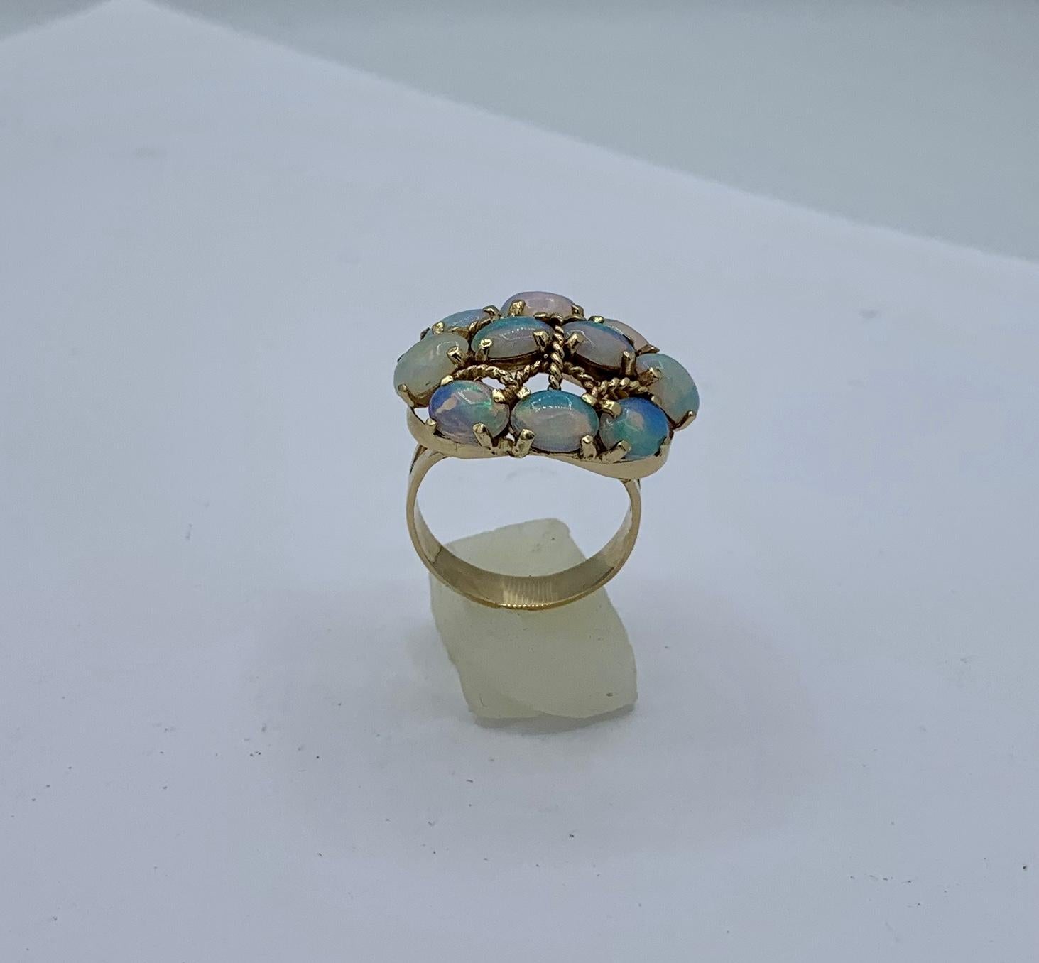Mid-Century Modern 2 Carat Opal Ring 14 Karat Gold Eames Era Retro For Sale 3