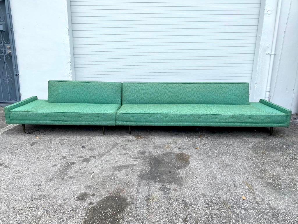 Mid-Century Modern 2-Piece Sectional Sofa In Good Condition For Sale In East Hampton, NY