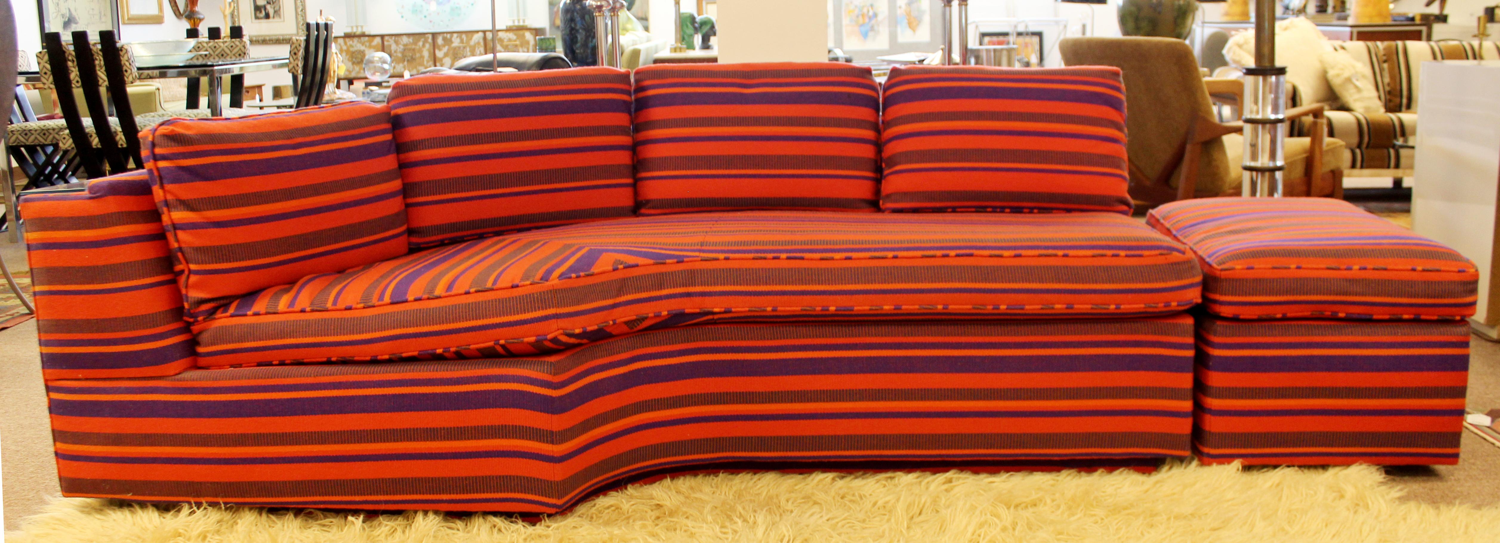 American Mid-Century Modern 2-Piece Sectional Sofa Ottoman Sectional Baughman Era, 1970s