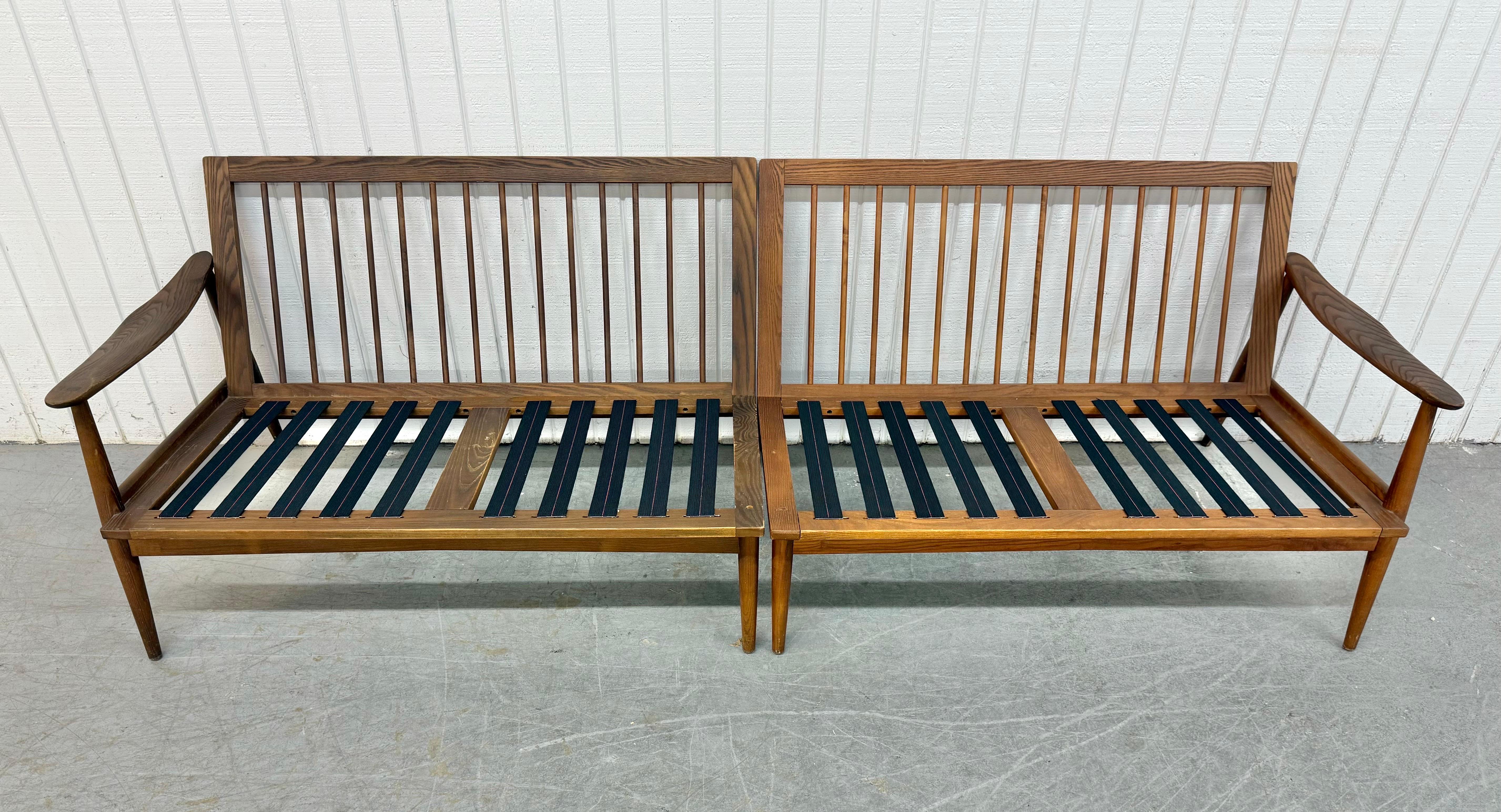 Divano a 2 pezzi in noce in stile Mid-Century Modern in vendita 2